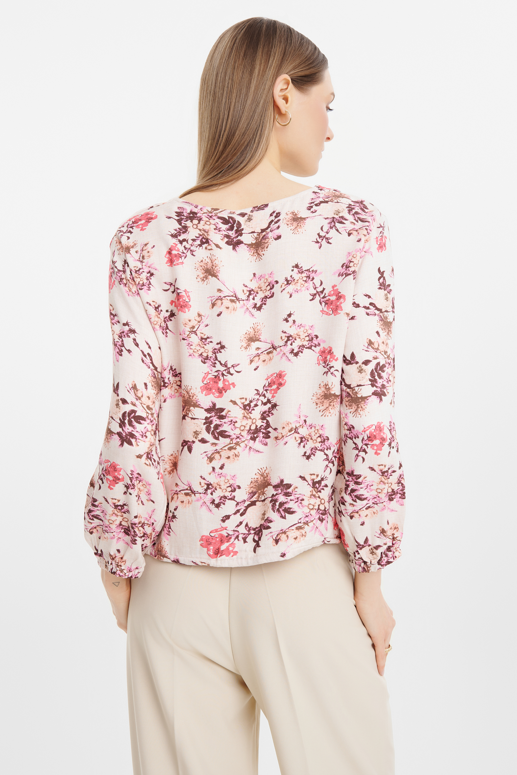Wiskozowa bluzka w różowe kwiaty