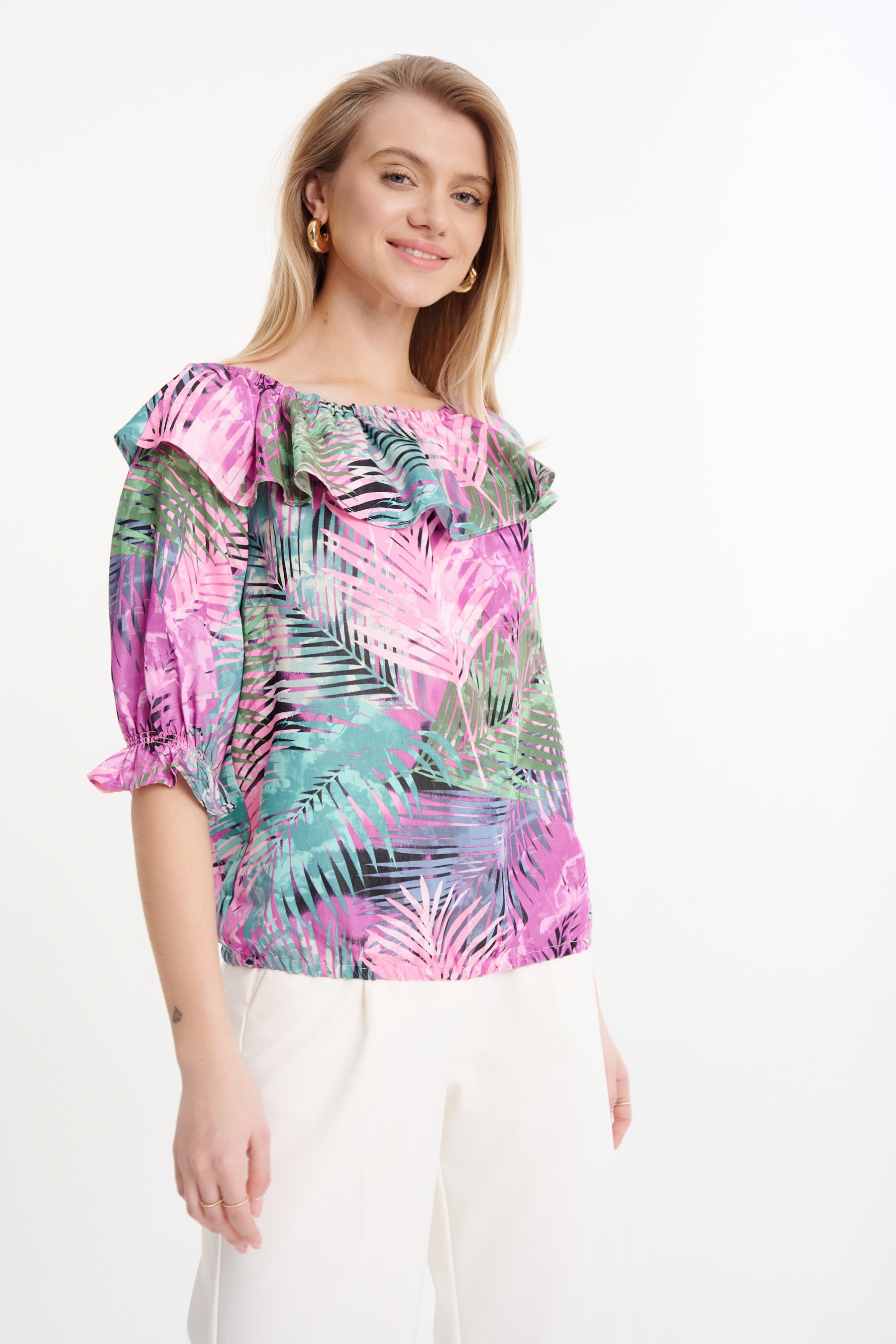 Bluzka hiszpanka z nadrukiem tropic różowo-zielona