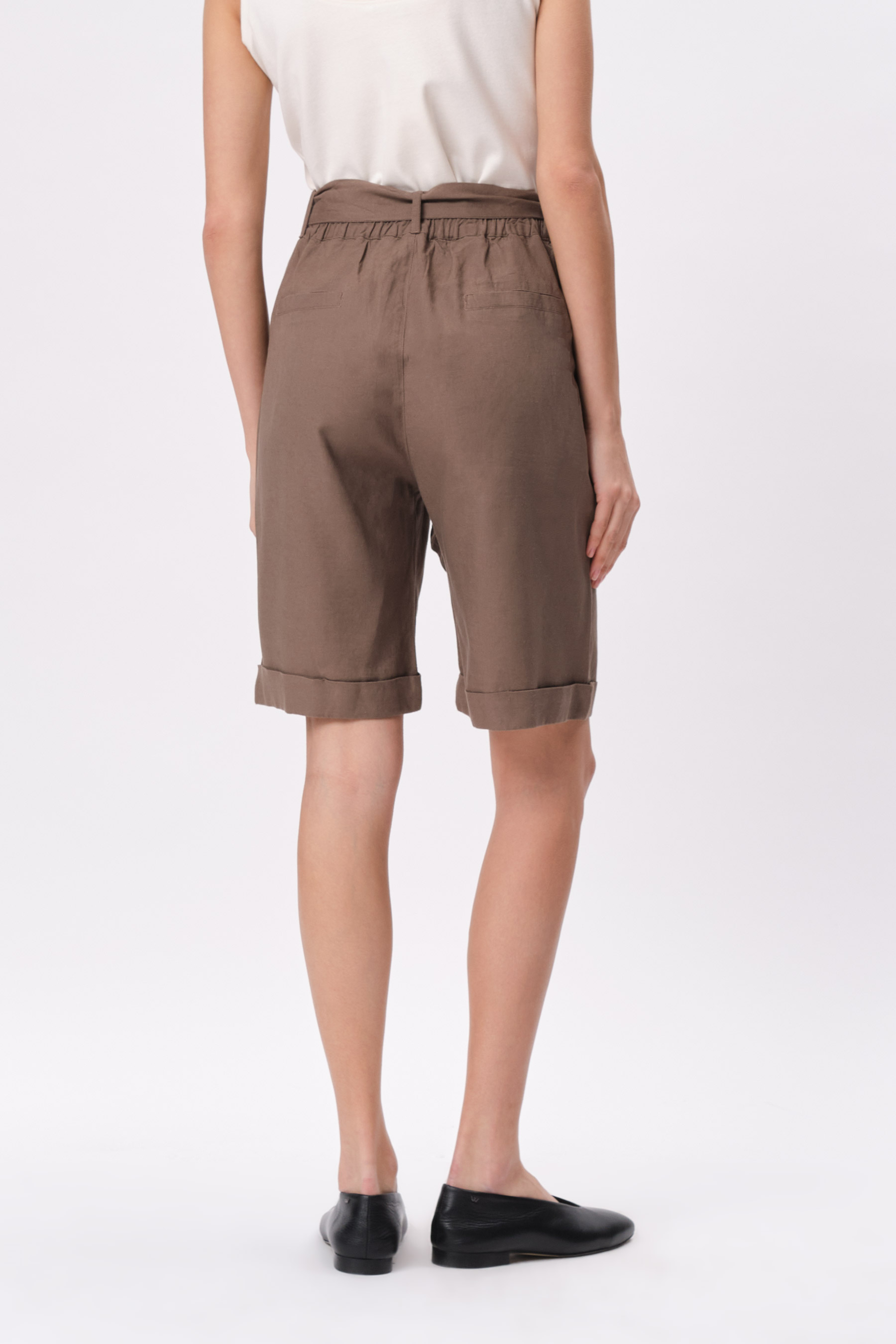 Luźne brązowe szorty