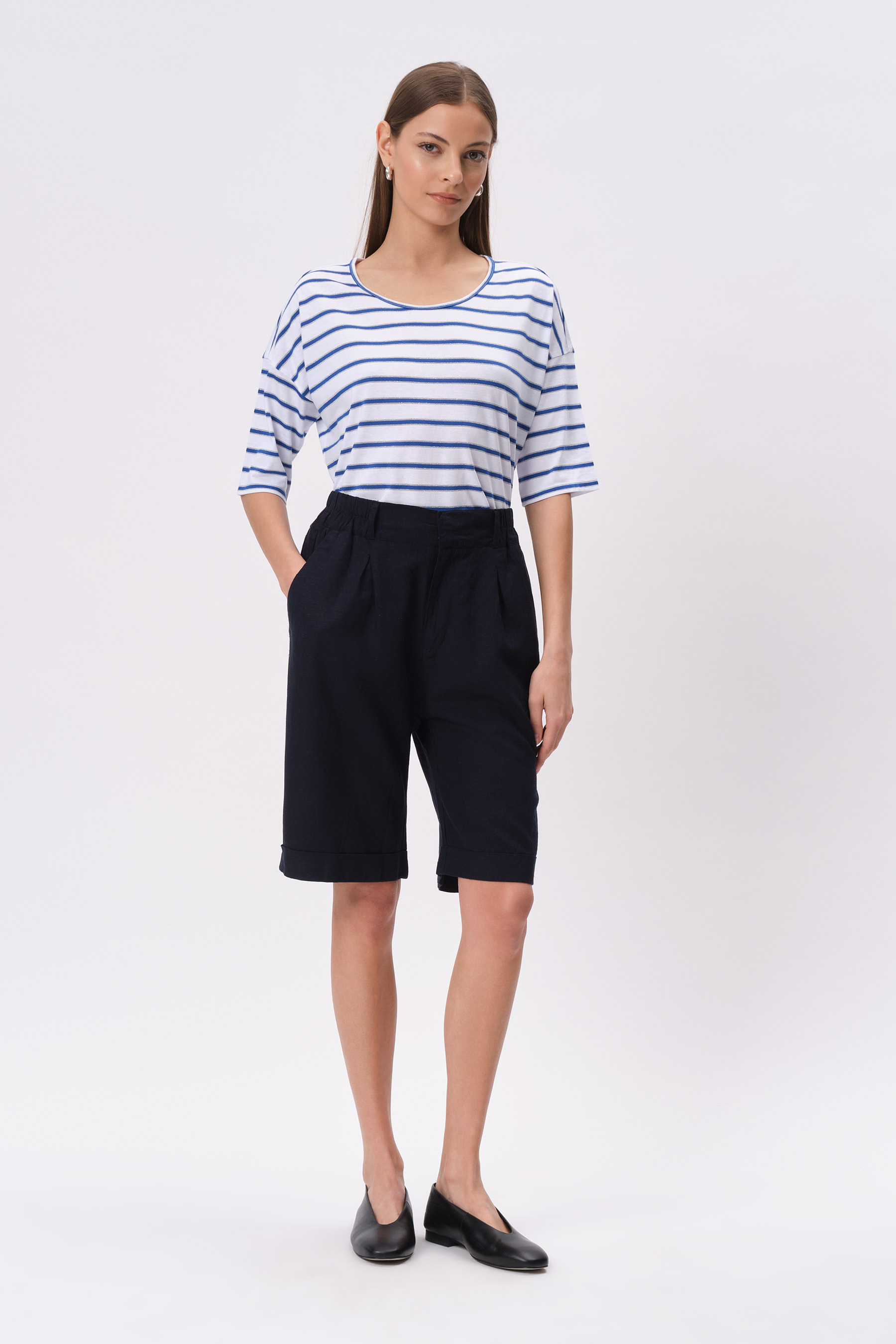 Luźny top w błękitne paski