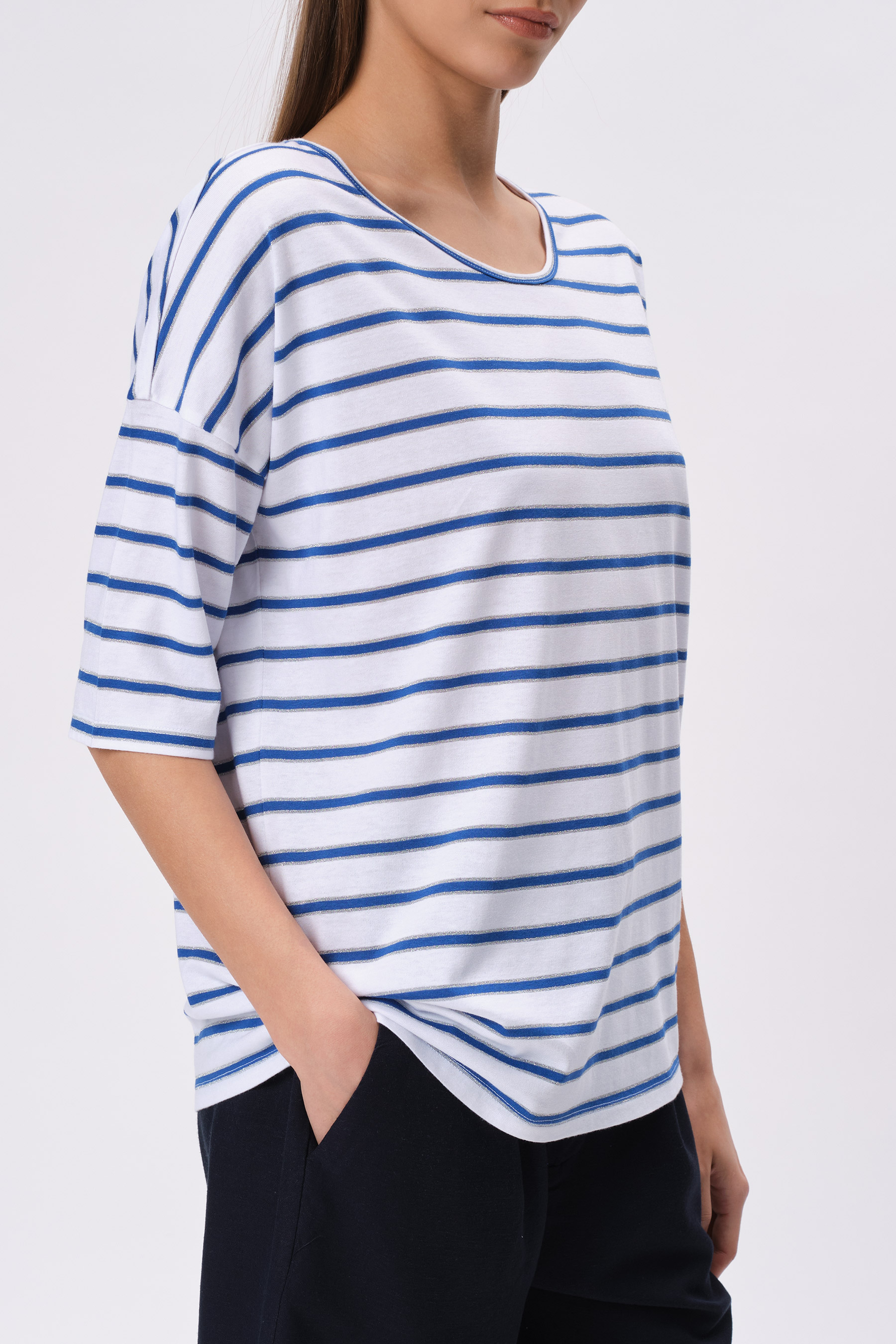 Luźny top w błękitne paski