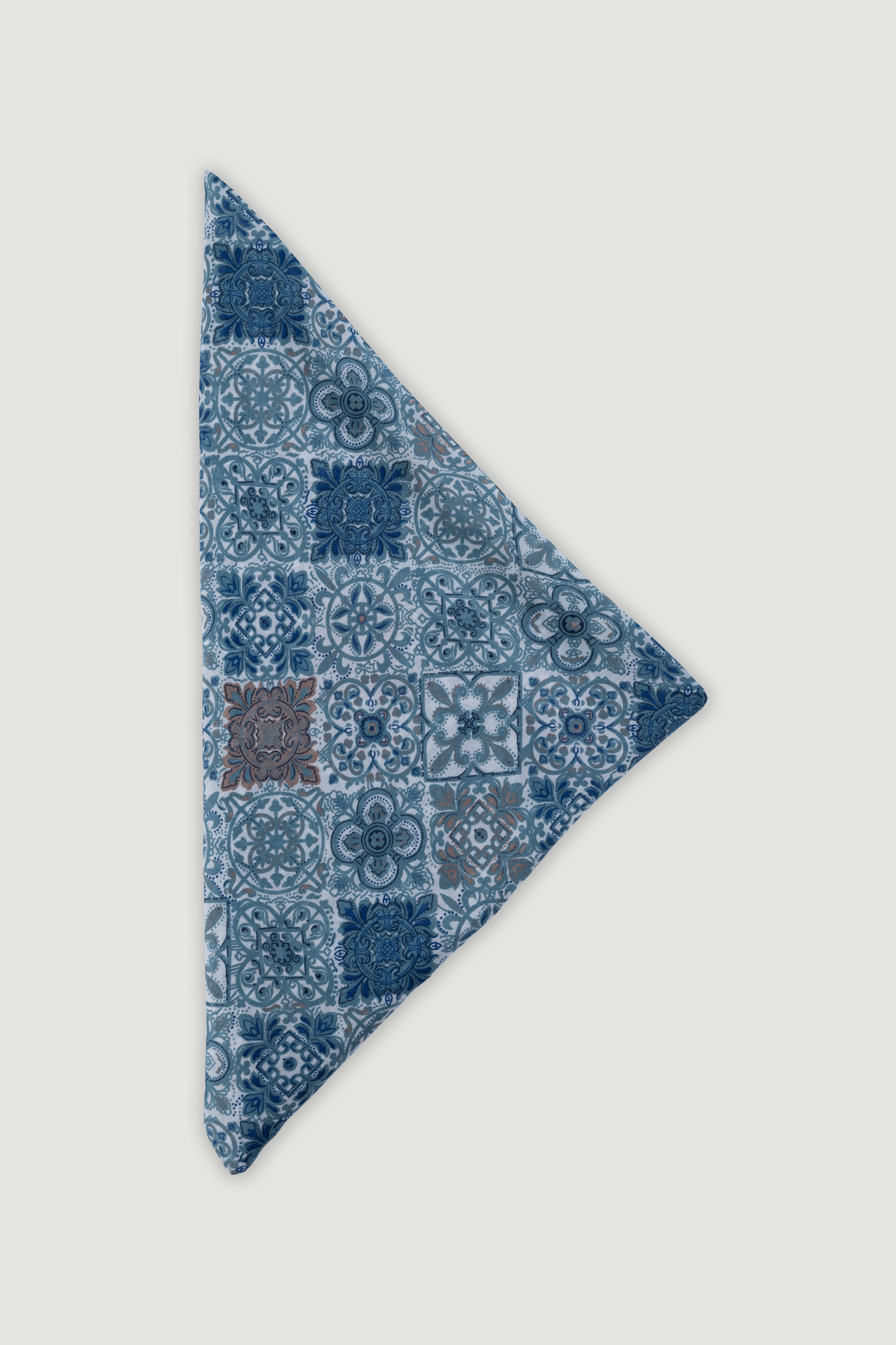 Ciemnoniebieska apaszka wzór etno