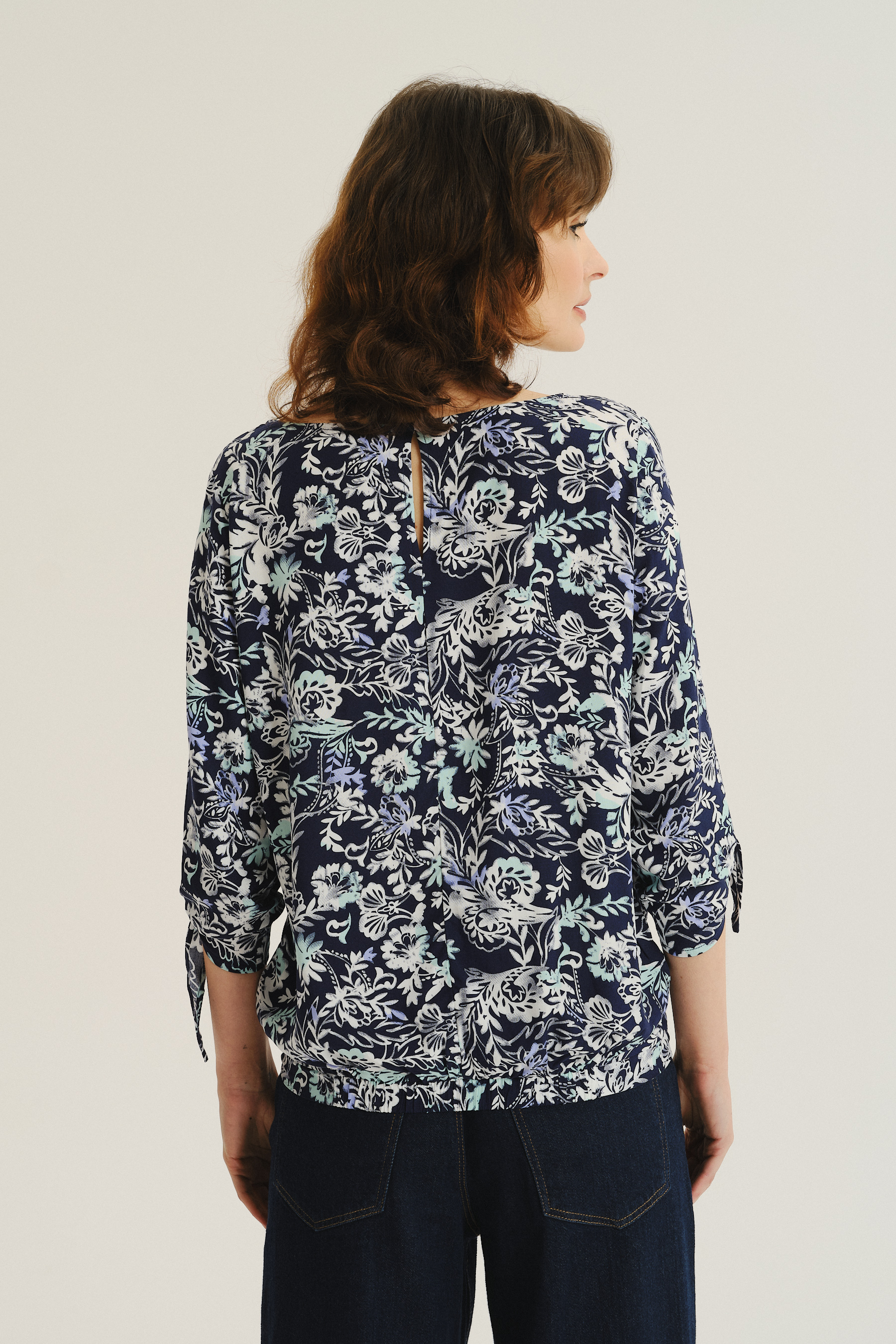 Wiskozowa bluzka z nadrukiem w kwiaty