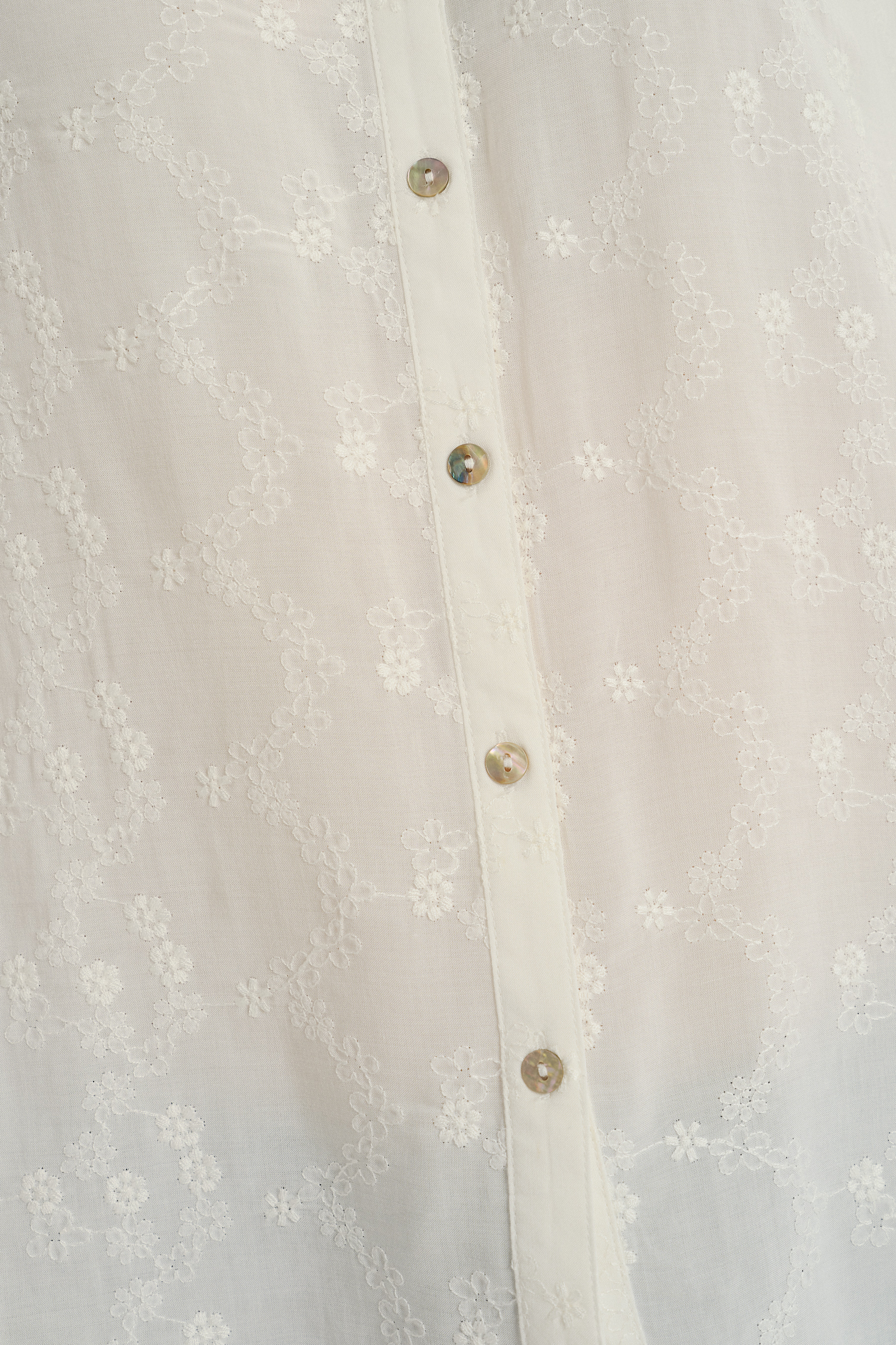 Wiskozowa biała bluzka z rękawami 3/4