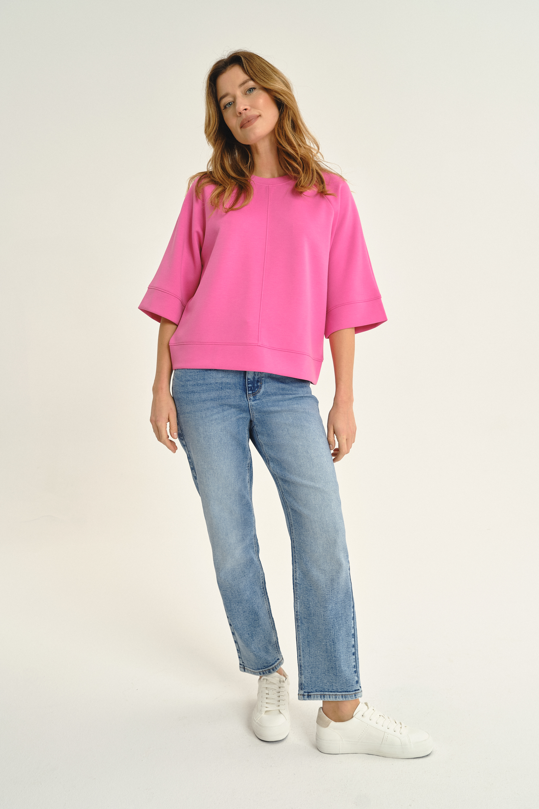 Różowa luźna bluza z rękawem 3/4