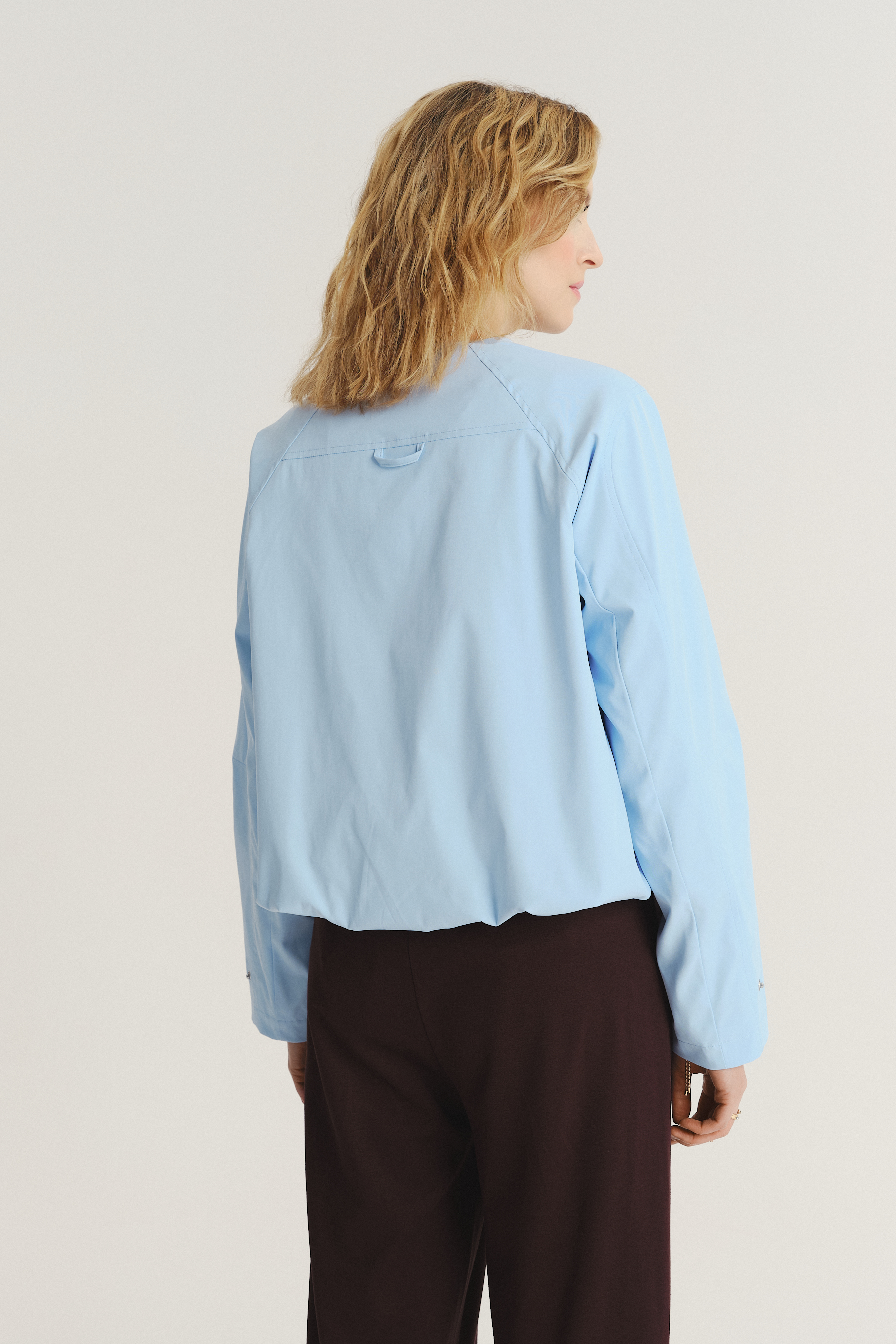 Kurtka bomberka w kolorze baby blue