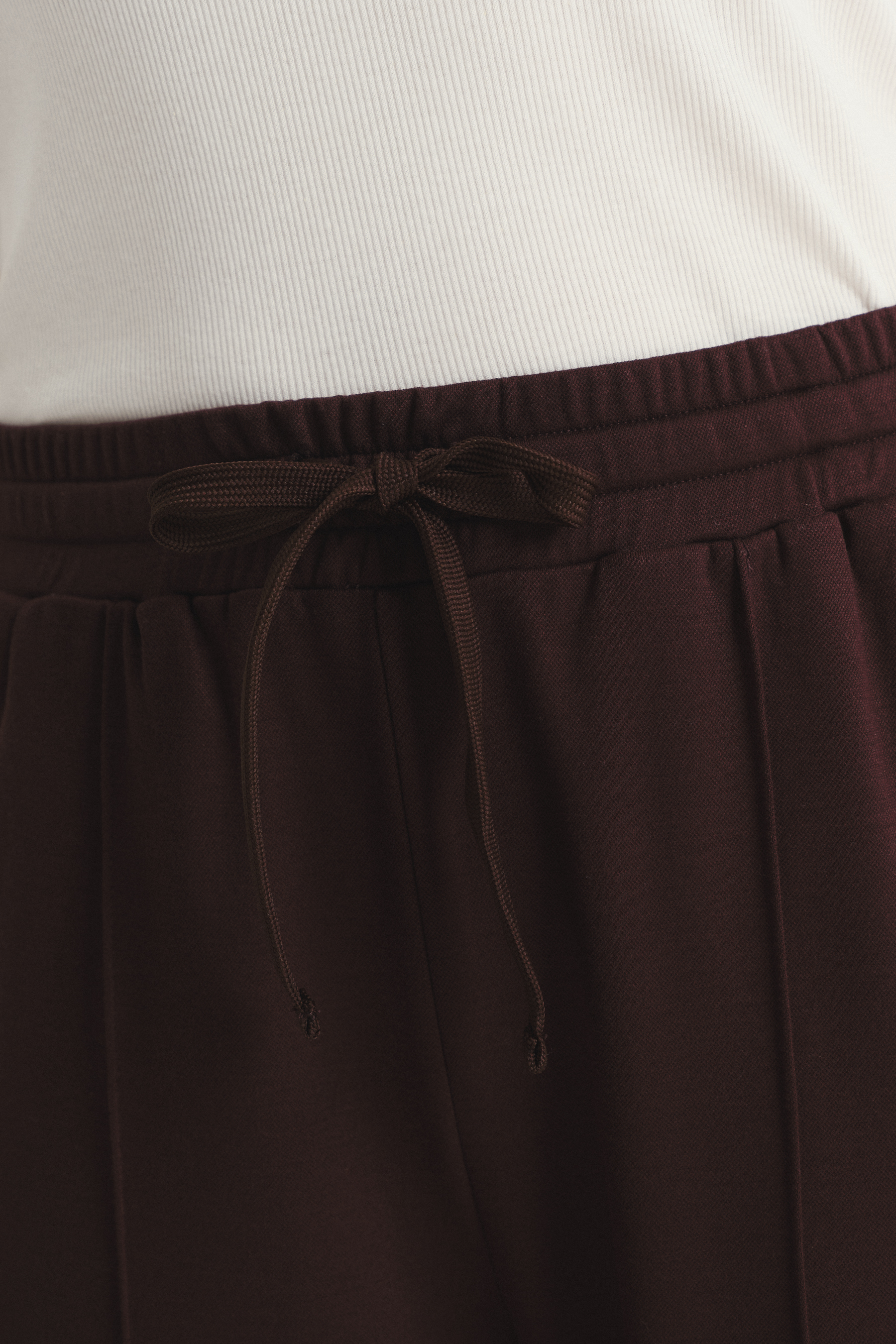 Wiskozowe spodnie w czekoladowym kolorze