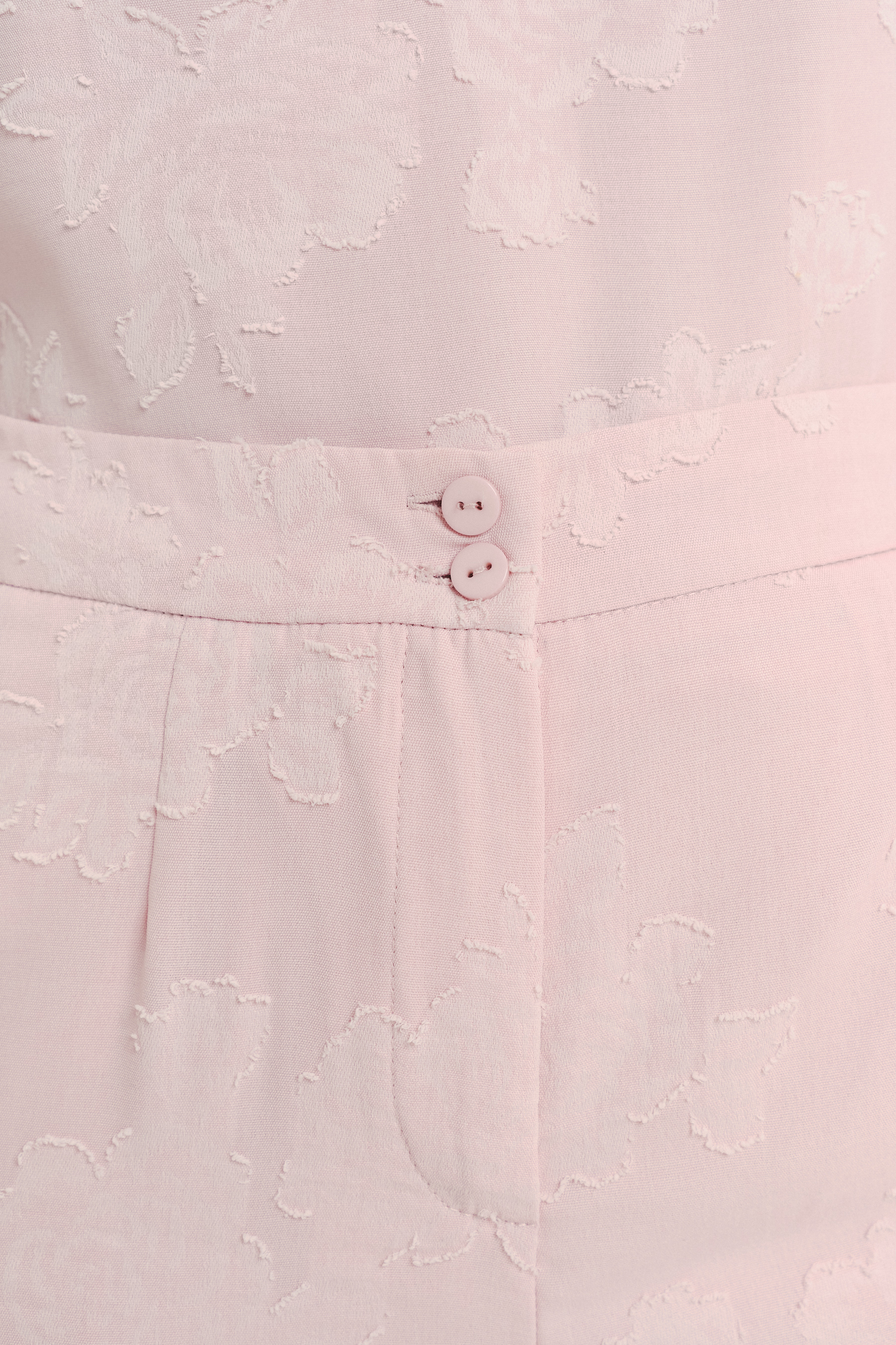 Eleganckie szerokie spodnie w jasnoróżowym kolorze