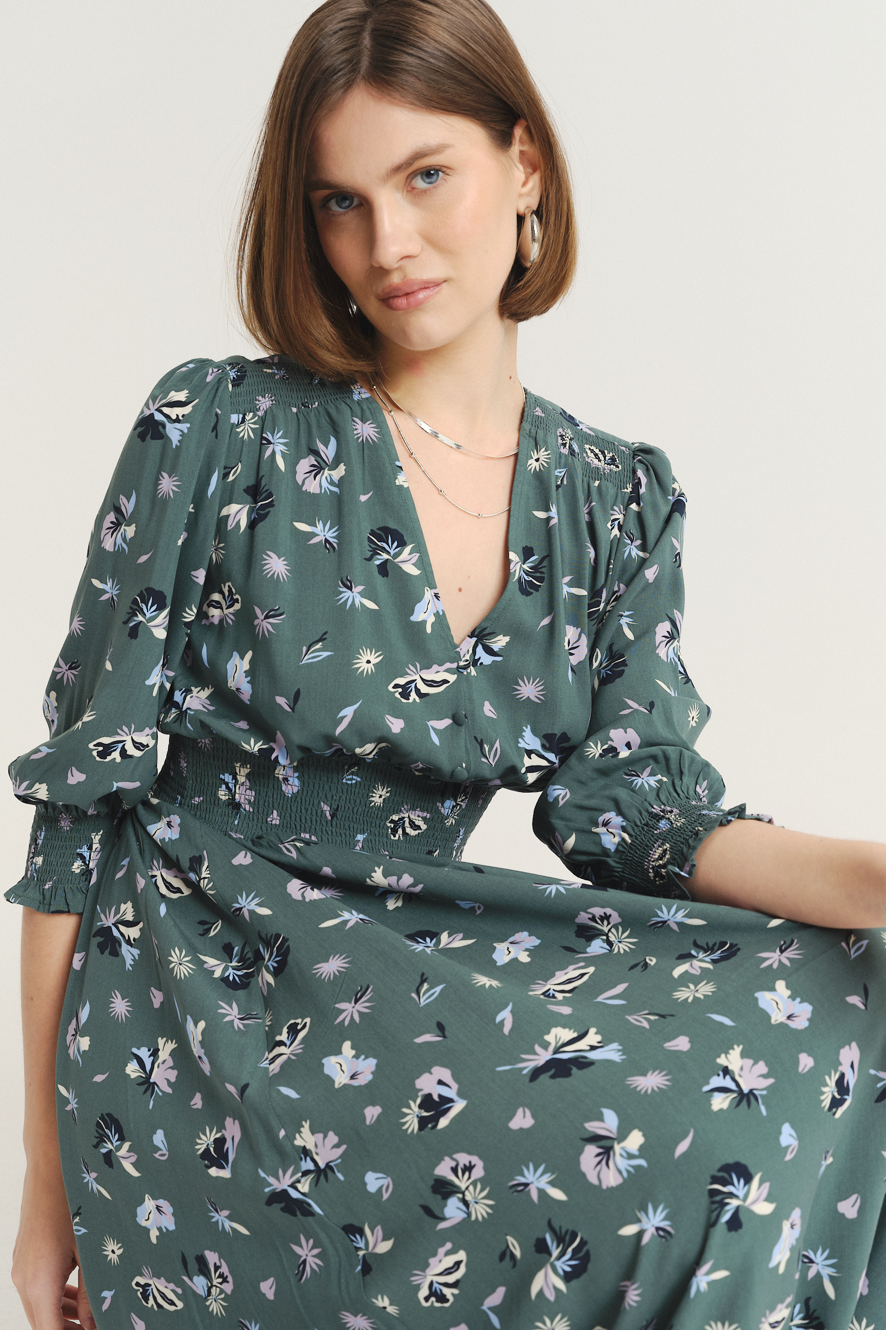 Wiskozowa sukienka maxi z nadrukiem w kwiaty