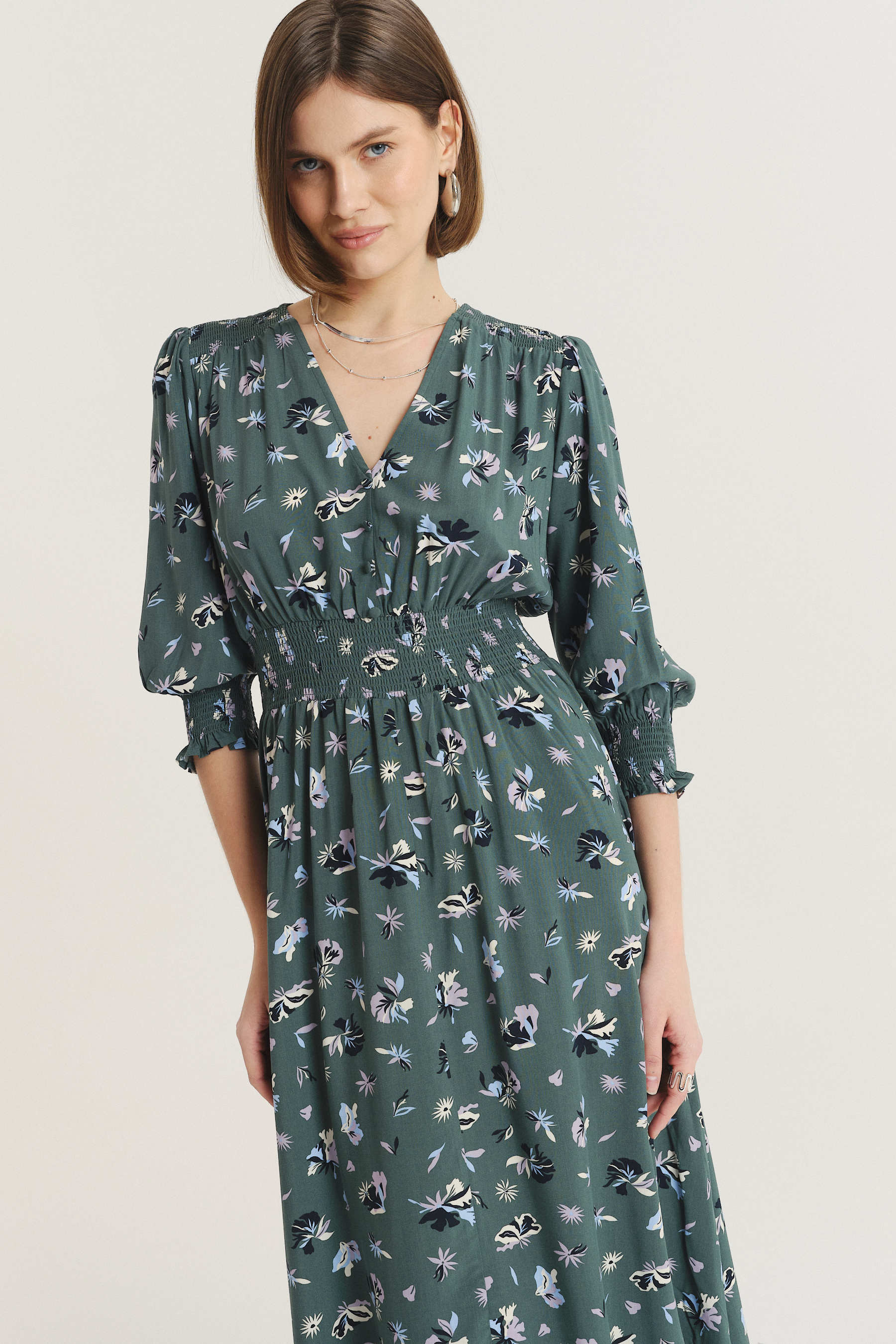 Wiskozowa sukienka maxi z nadrukiem w kwiaty