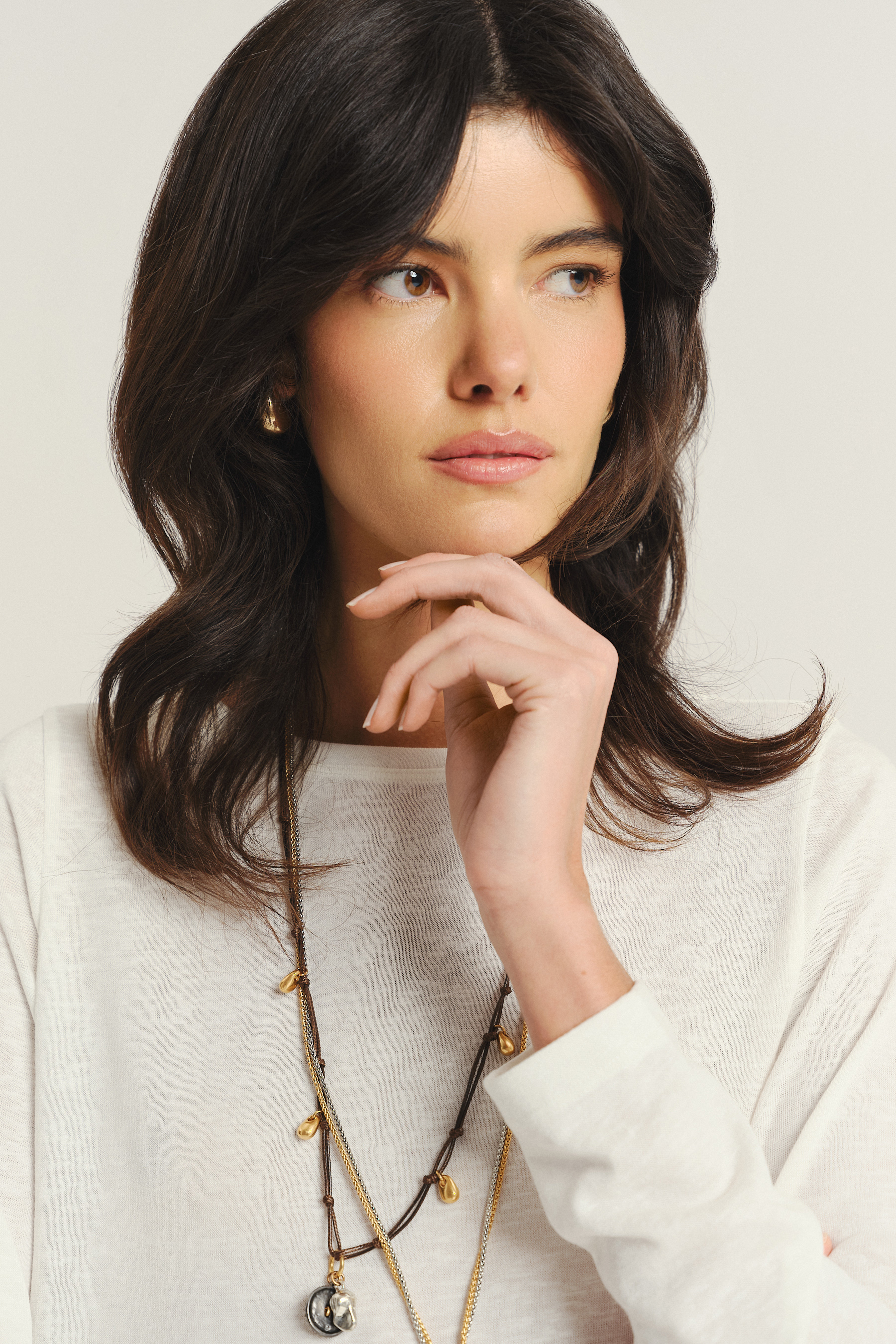 Biały top z długim rękawem