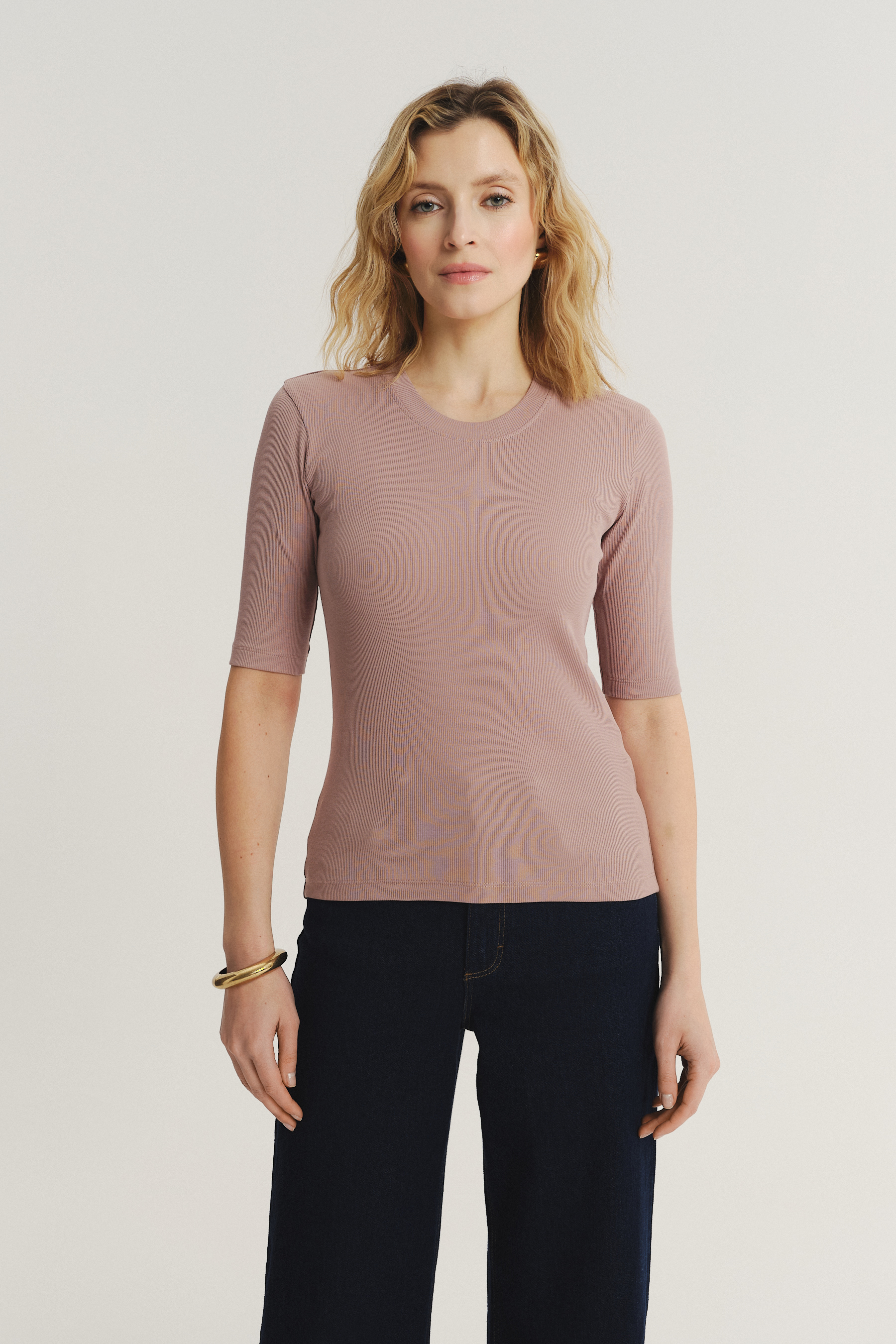 Dopasowany top w kolorze brudnego różu