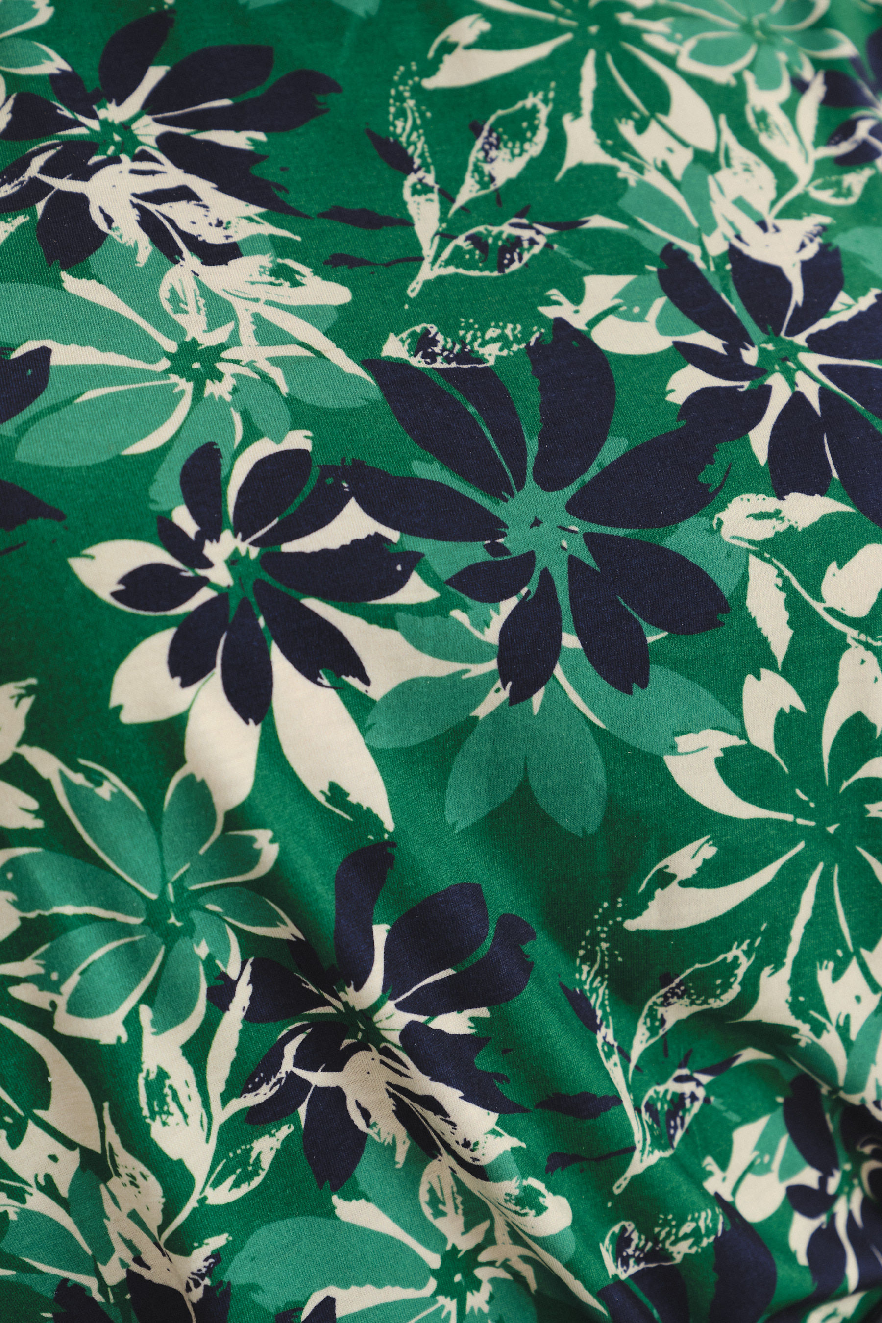 Zielony top z nadrukiem w kwiaty