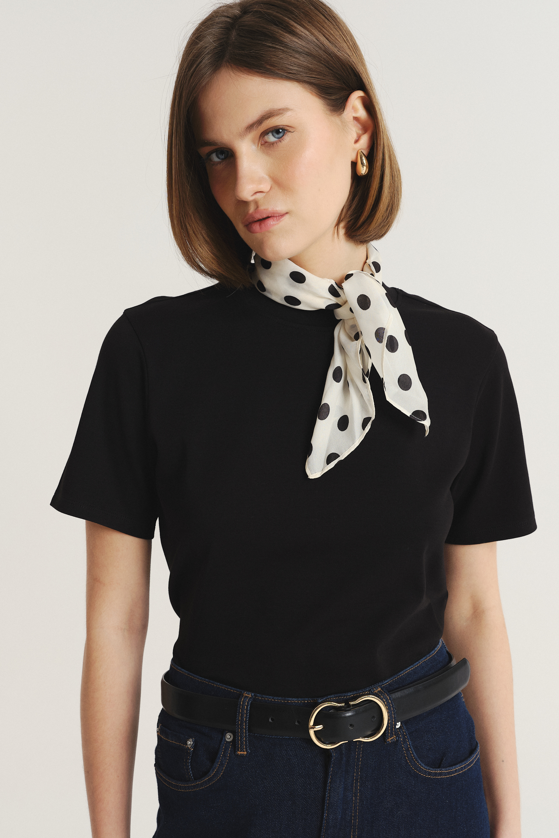 Czarny bawełniany t-shirt