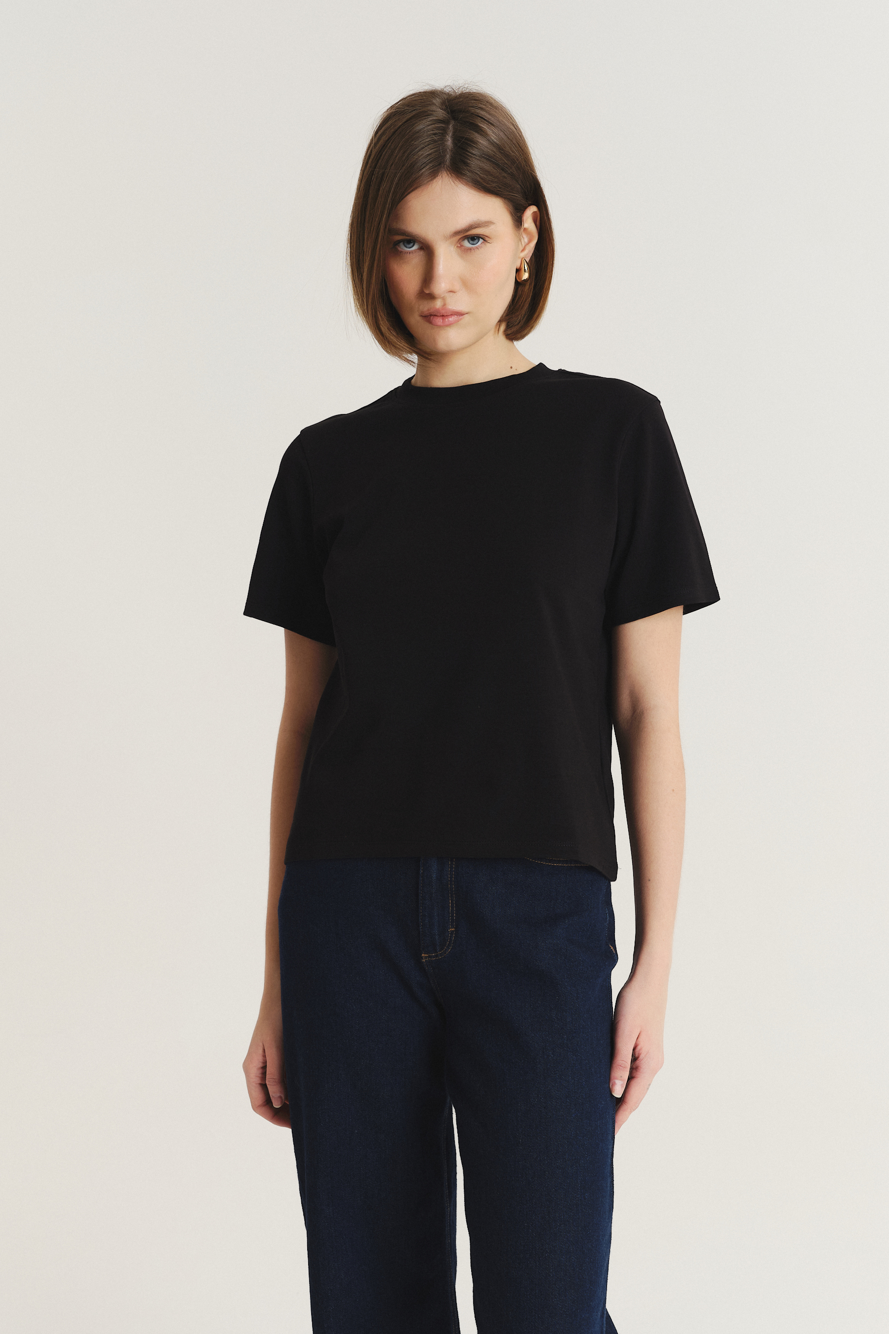 Czarny bawełniany t-shirt