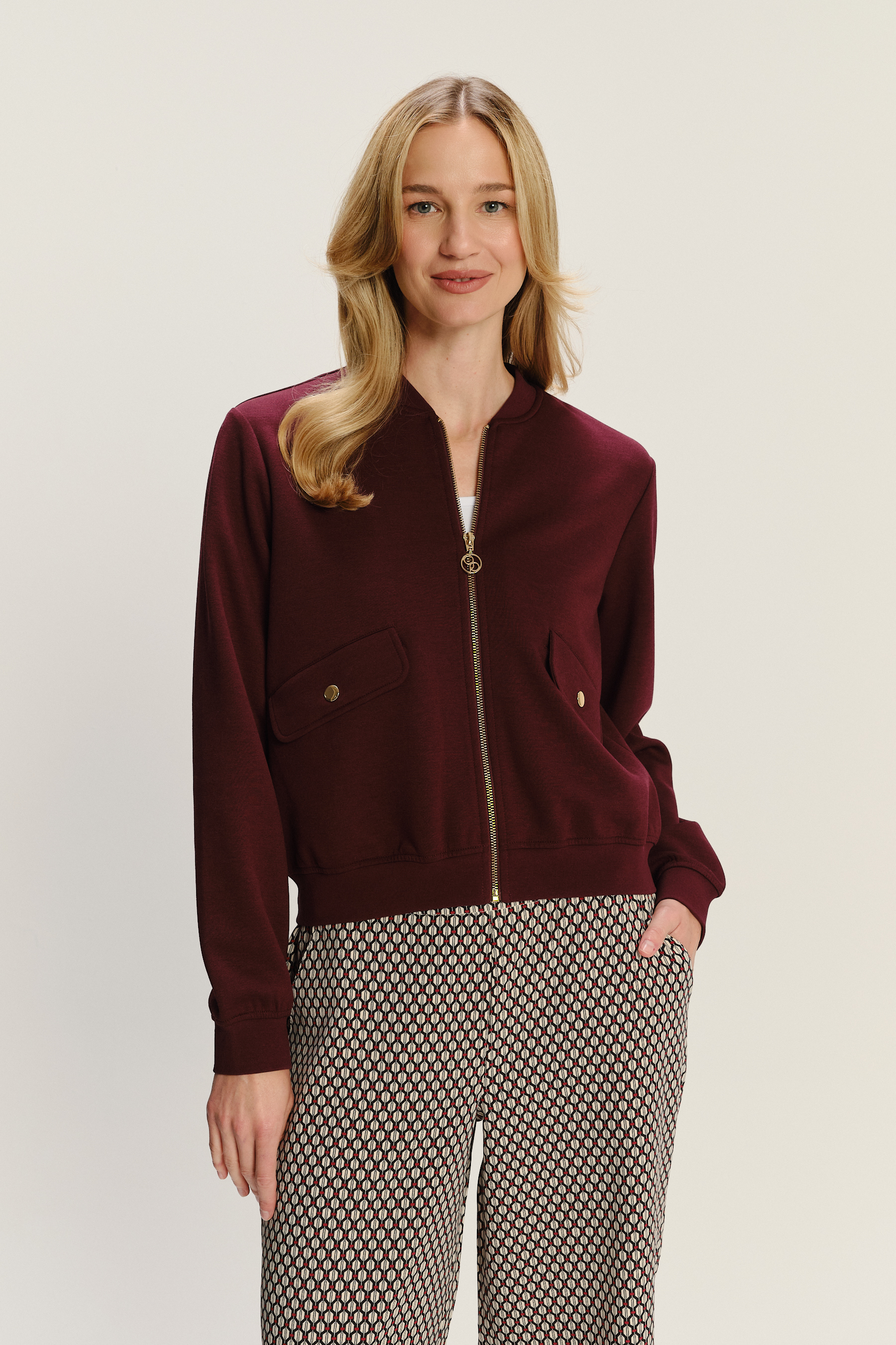Casualowa bluza w kolorze bordowym 