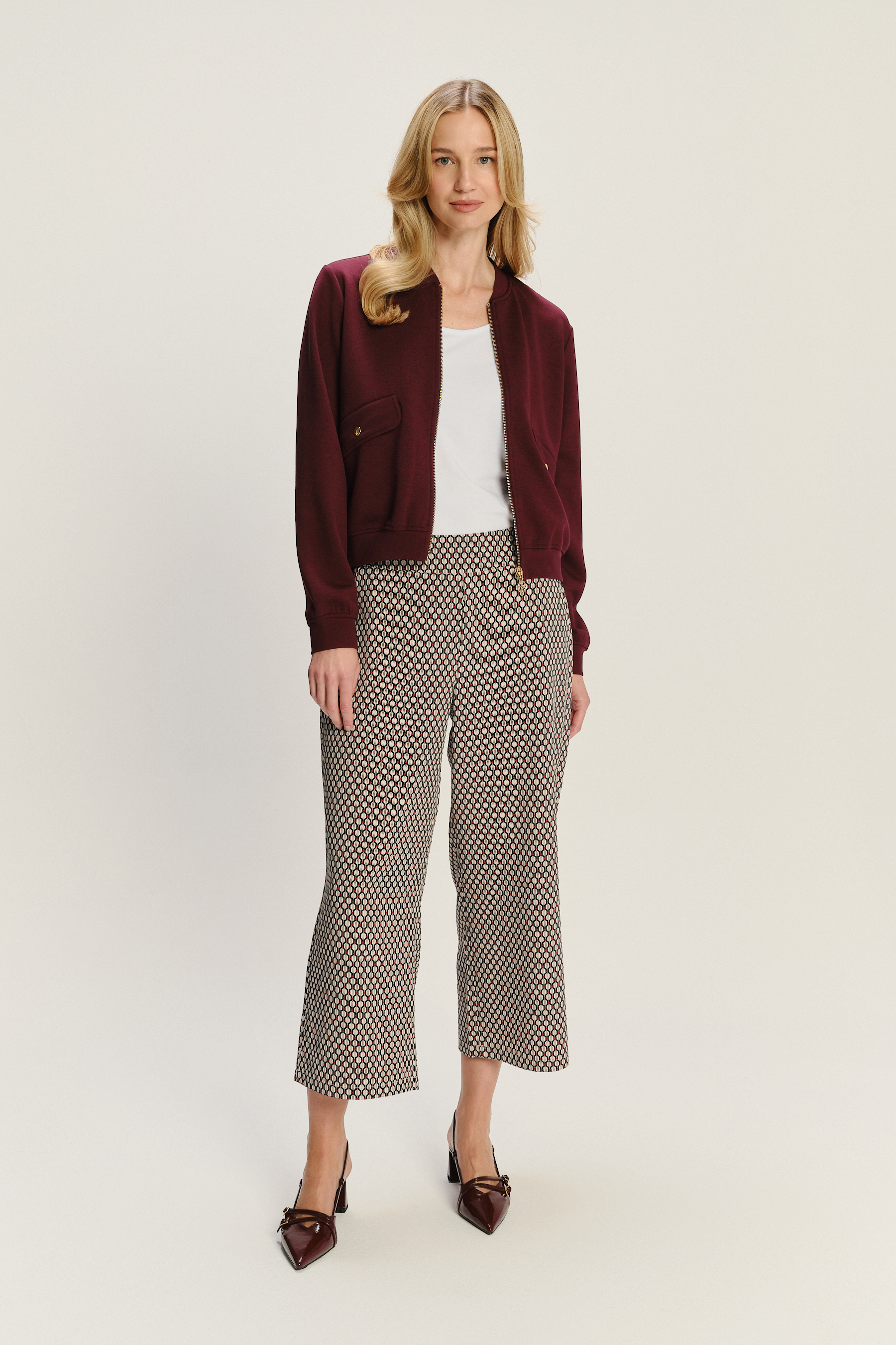 Casualowa bluza w kolorze bordowym 