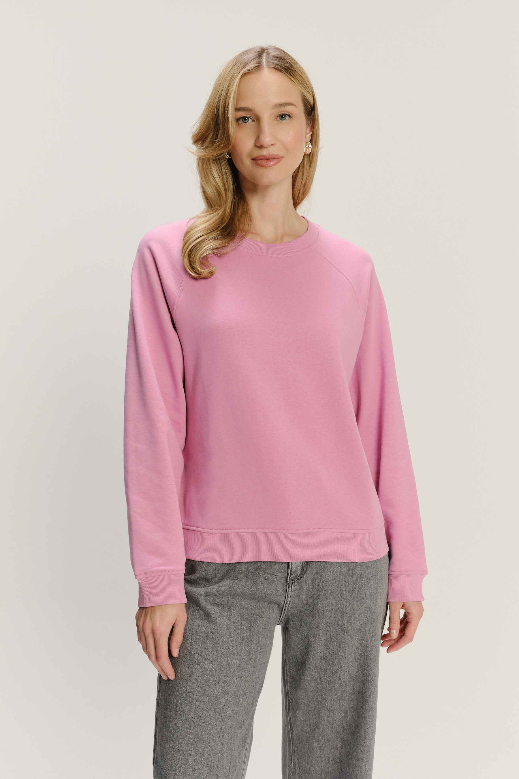 Jasnofioletowa bluza basic 