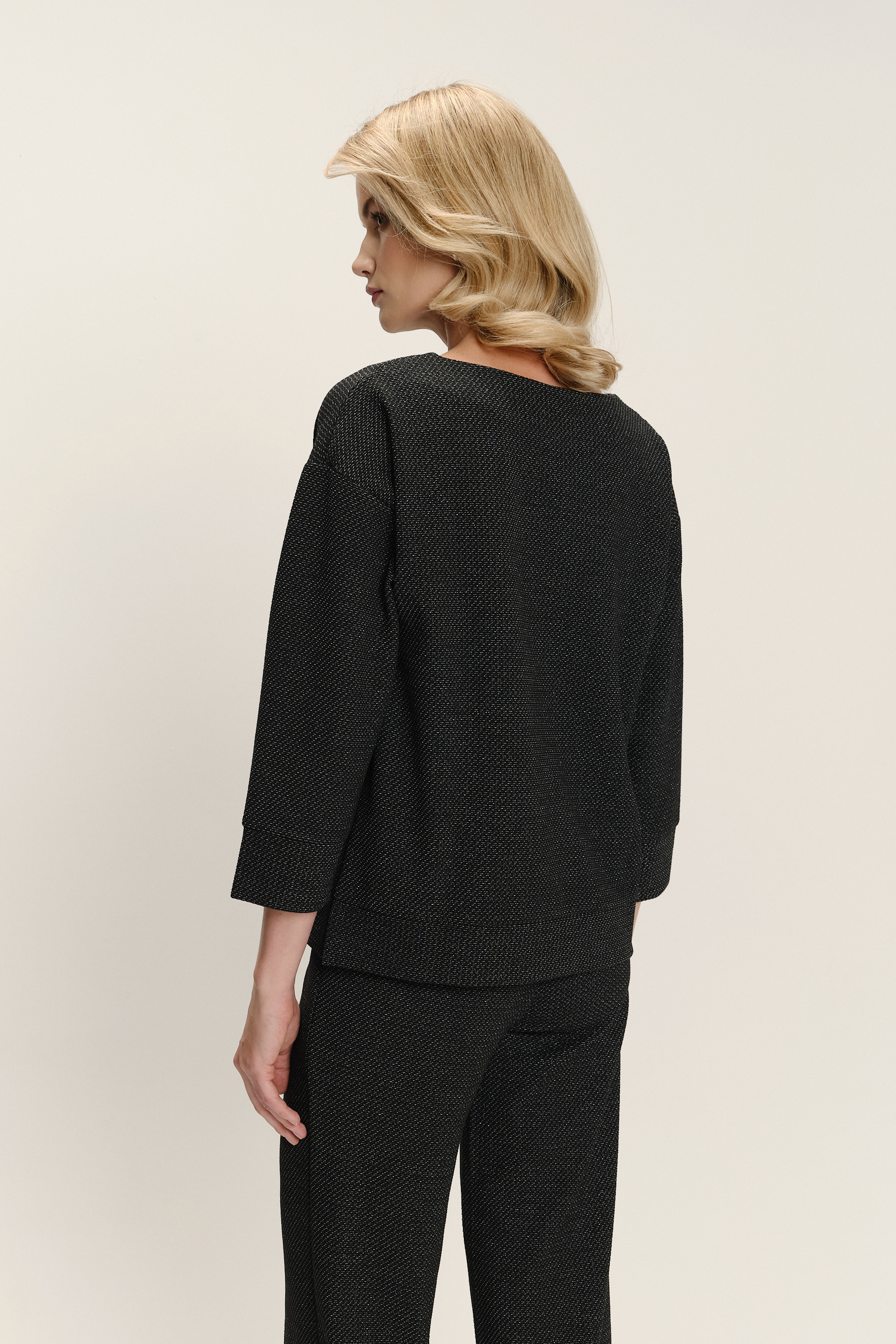 Klasyczna bluza z delikatnym połyskiem rękaw 3/4