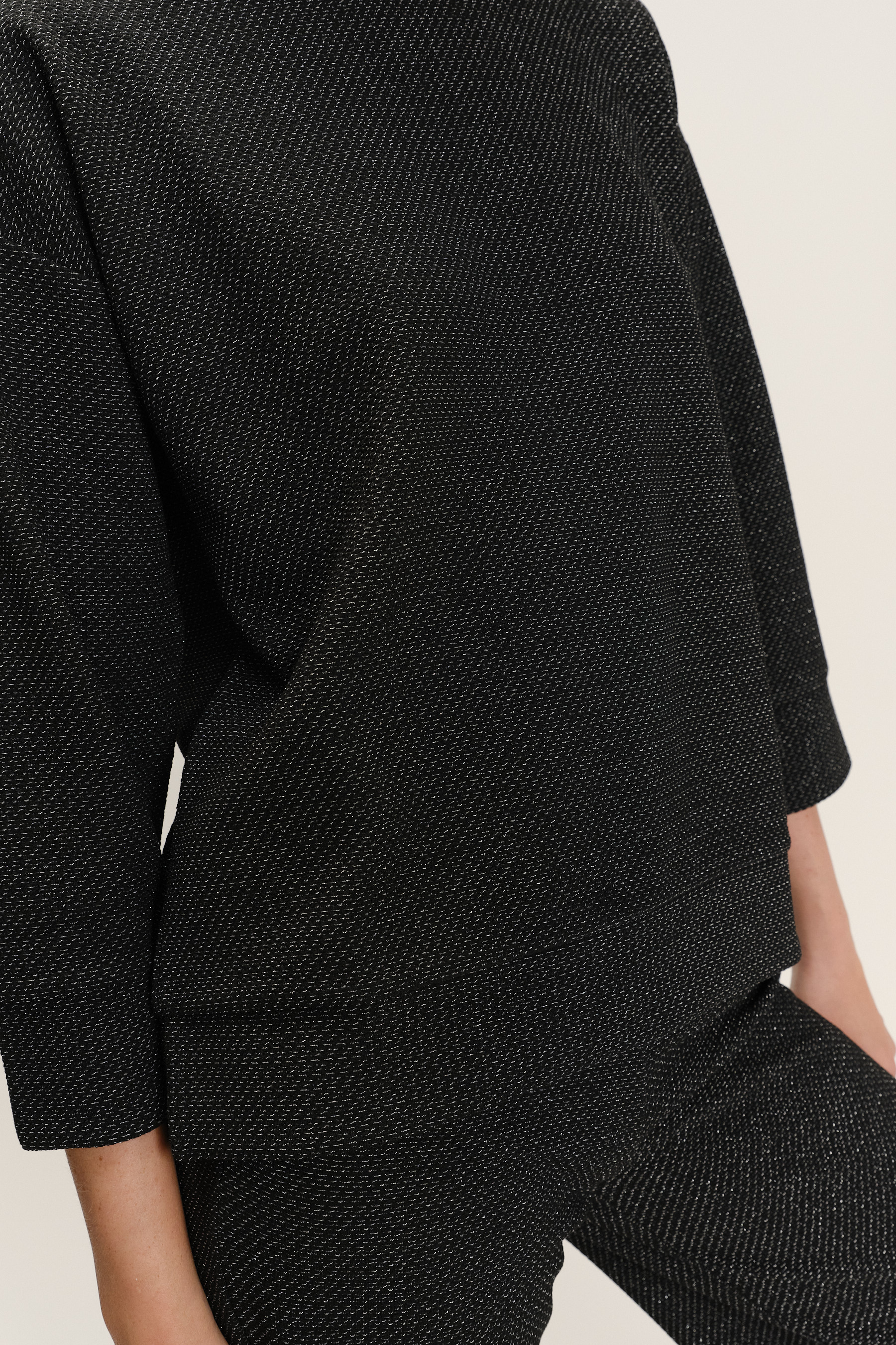 Klasyczna bluza z delikatnym połyskiem rękaw 3/4