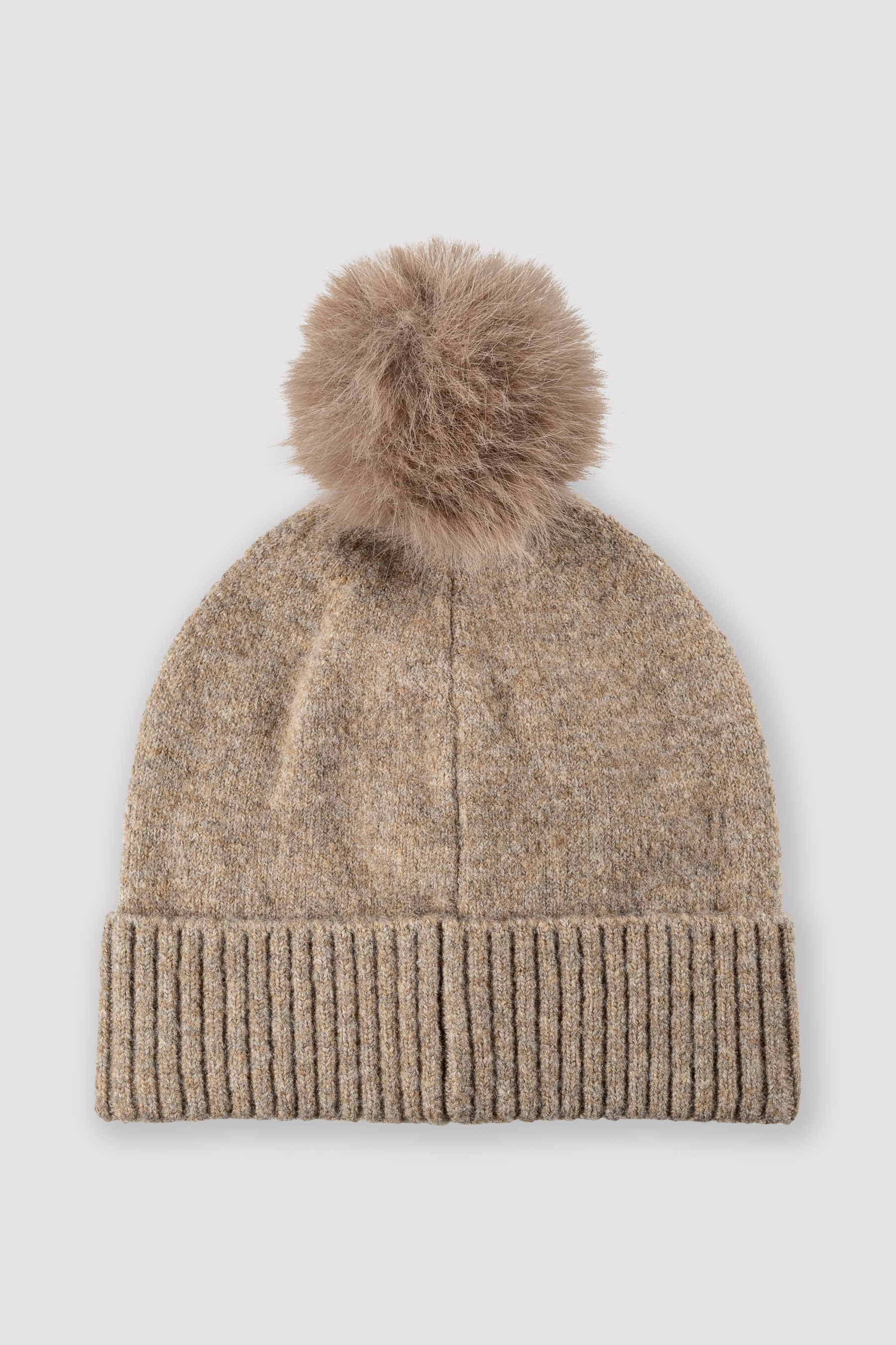 Stylowa czapka z pomponem jasny brąz