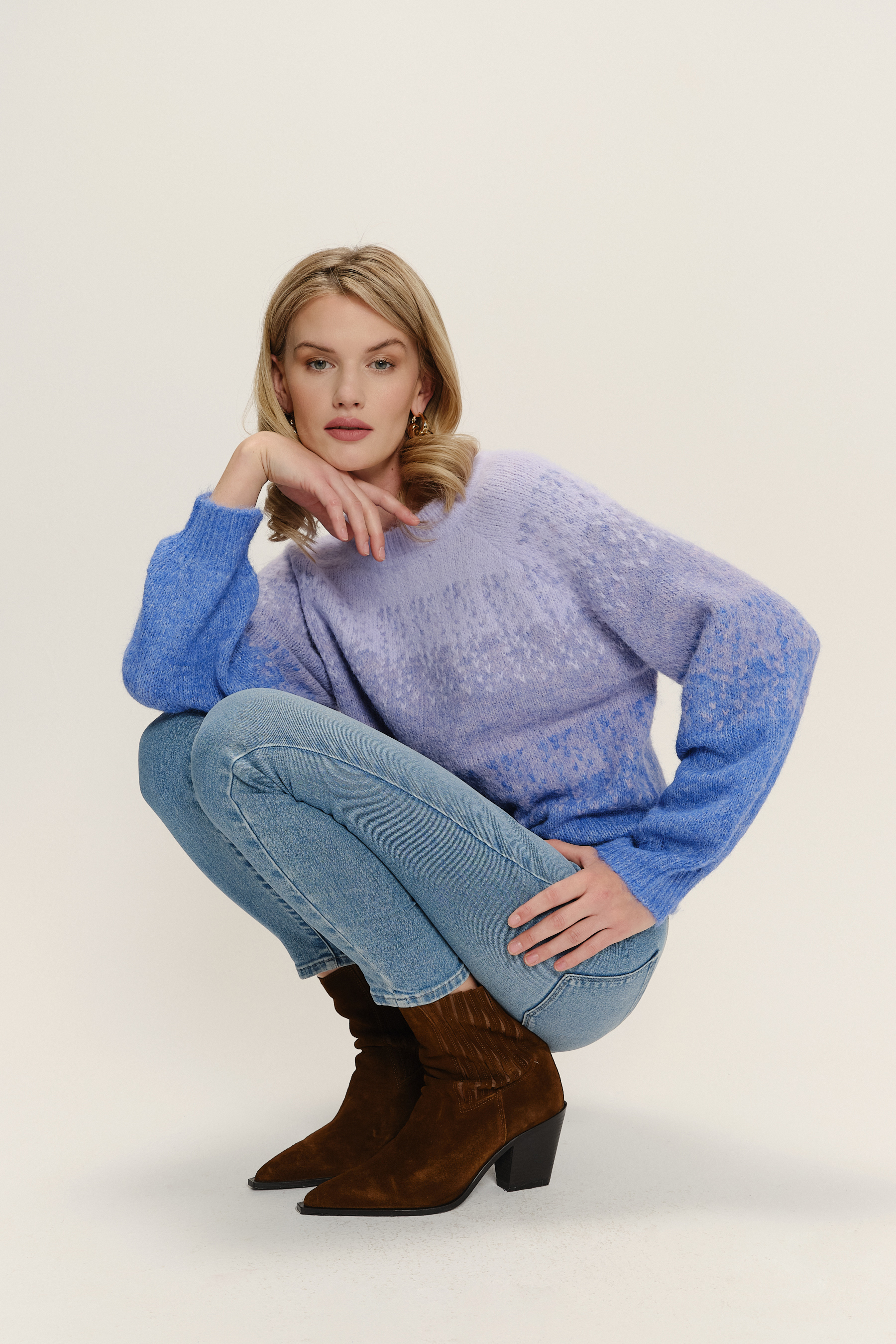 Jasnoniebieskie jeansy o fasonie skinny