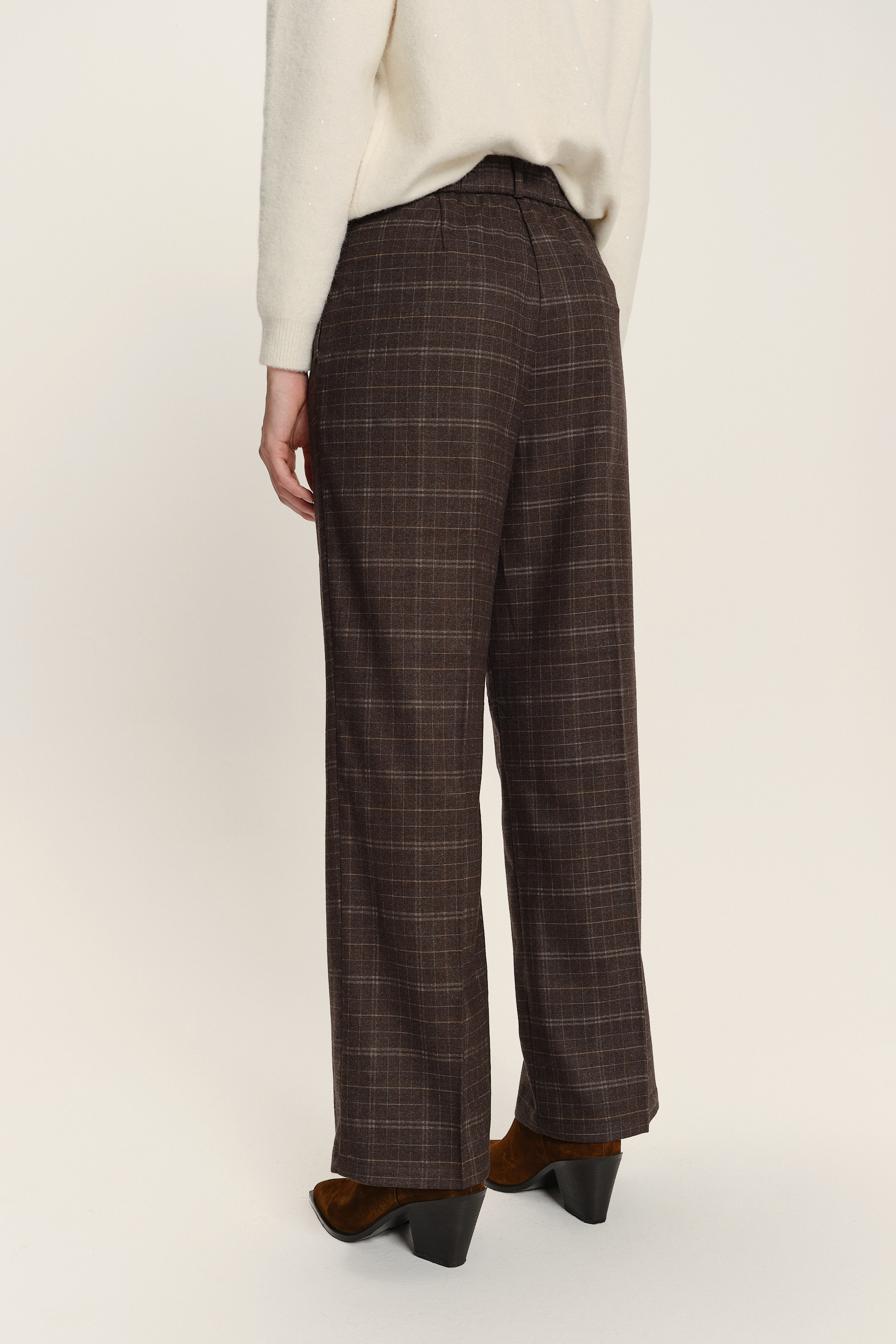 Proste luźne spodnie z nadrukiem w kratę