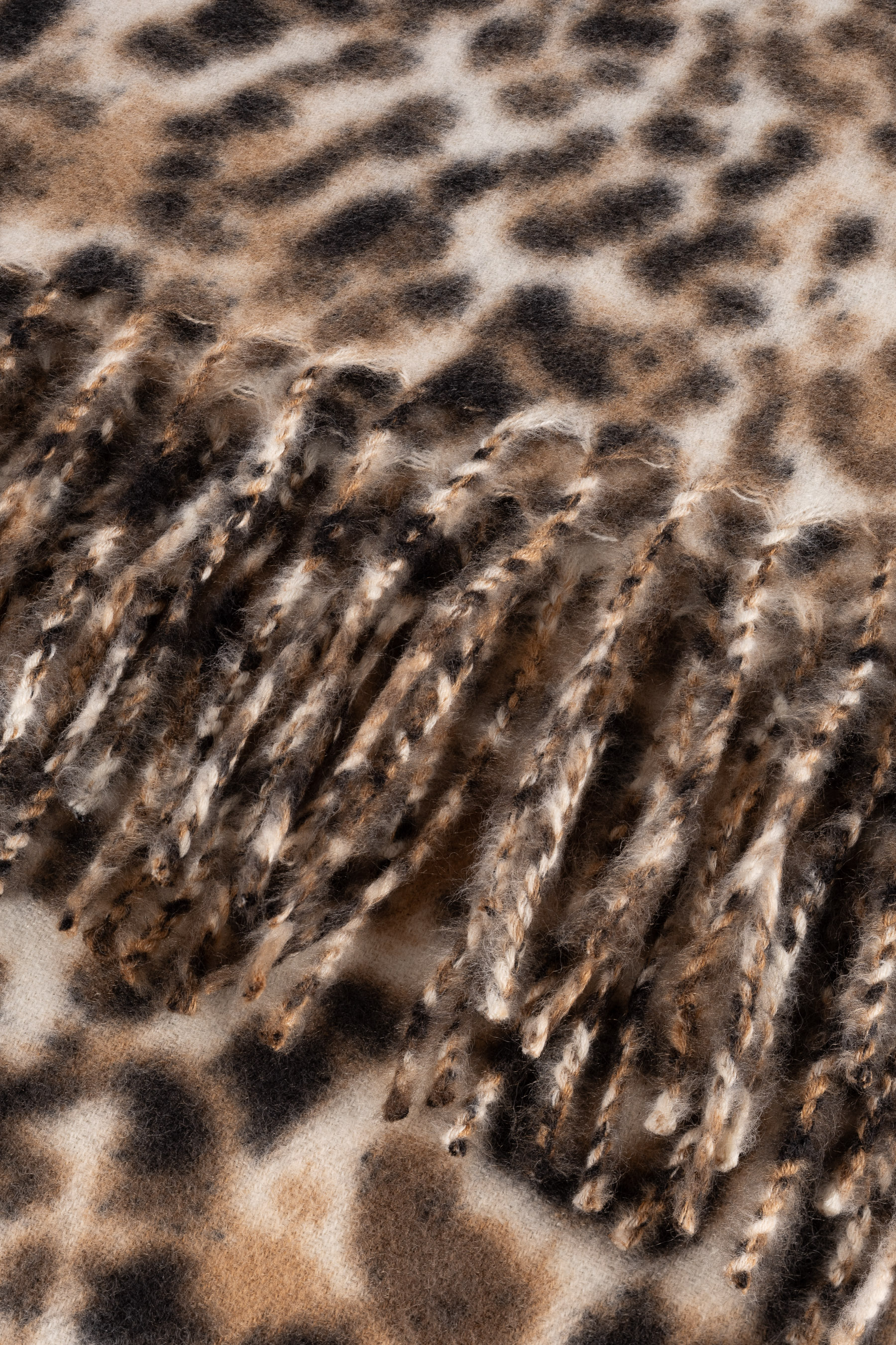 Stylowy szalik z printem animal