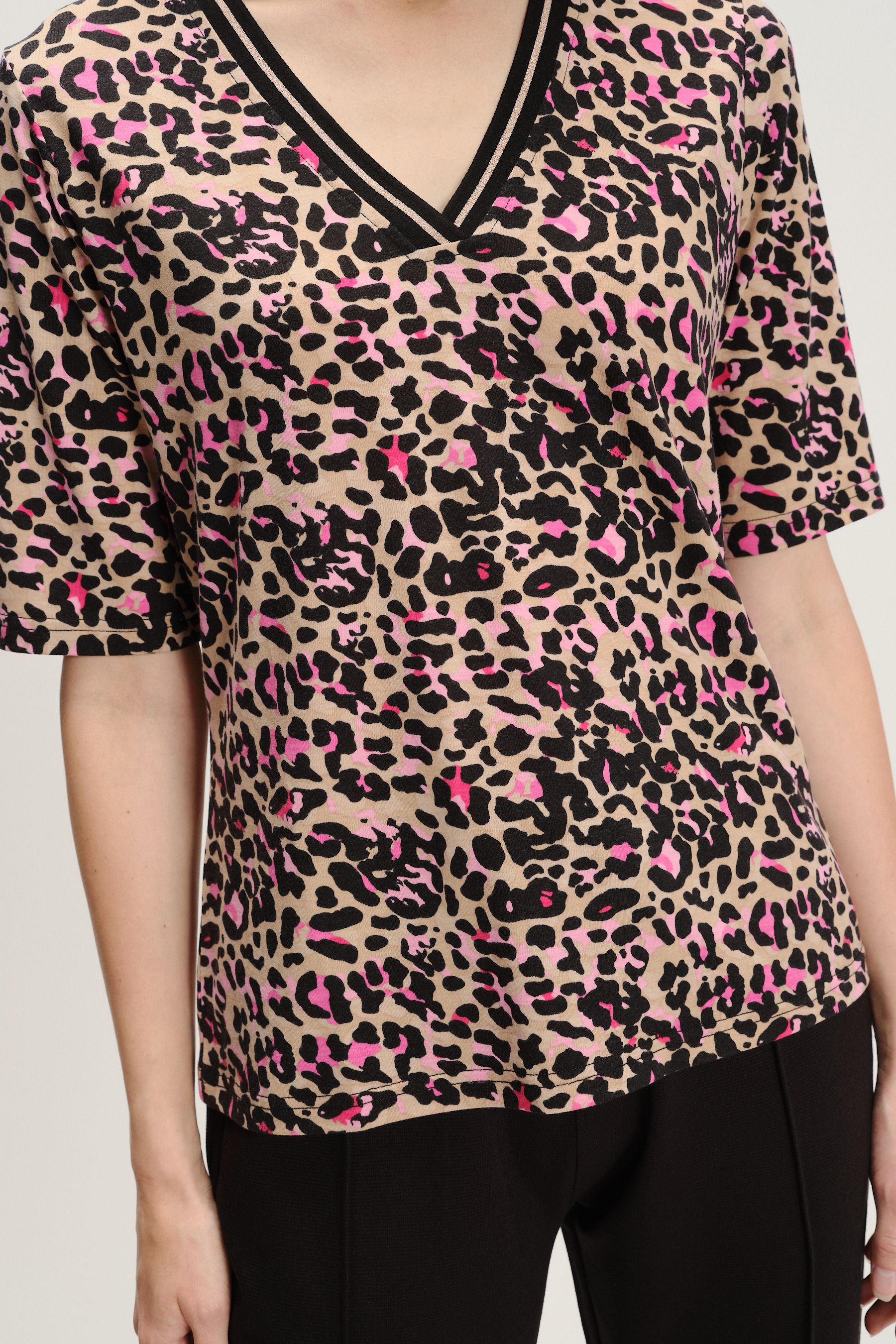 T-shirt z nadrukiem animal