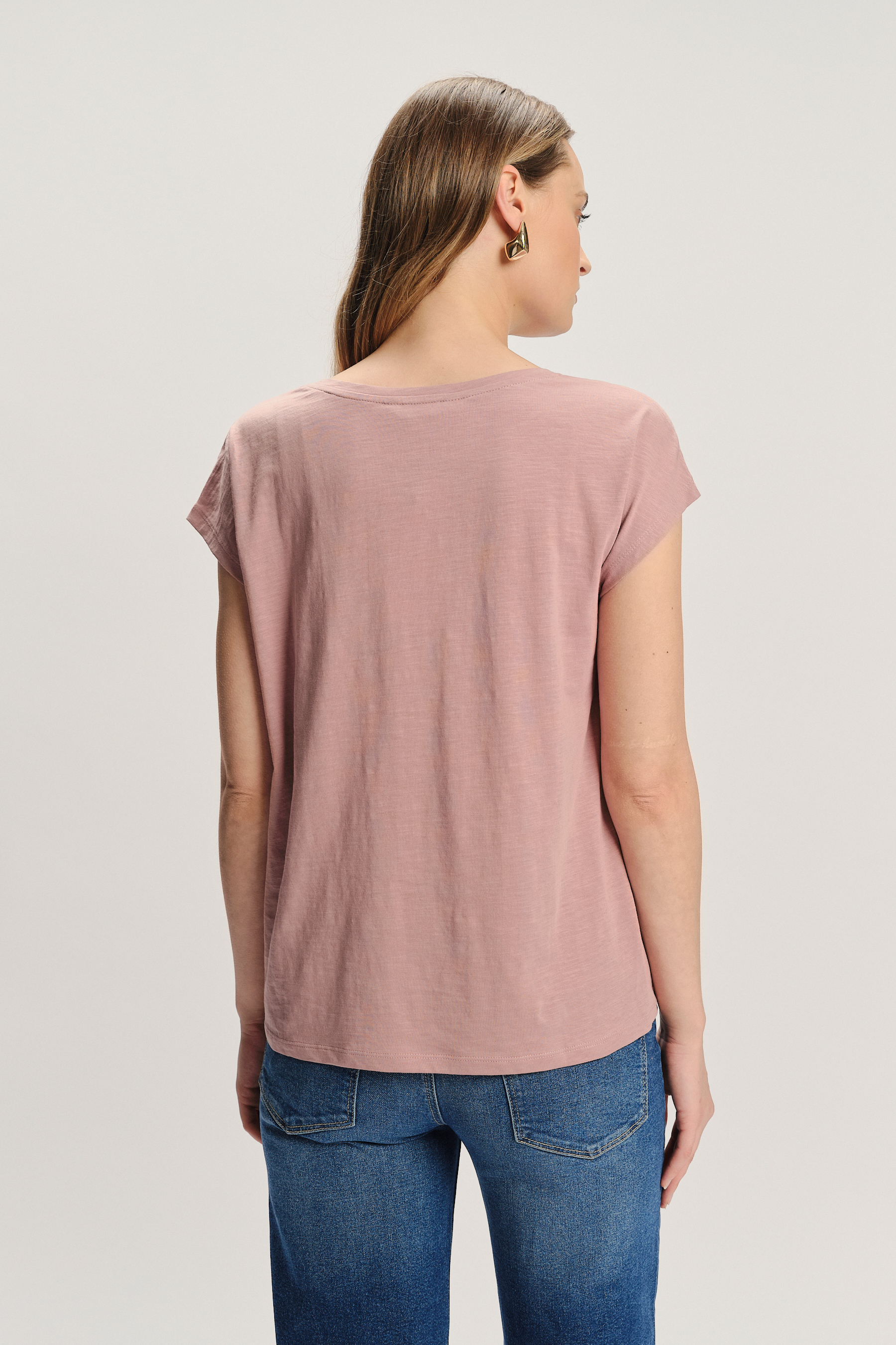 T-shirt w kolorze zgaszonego różu