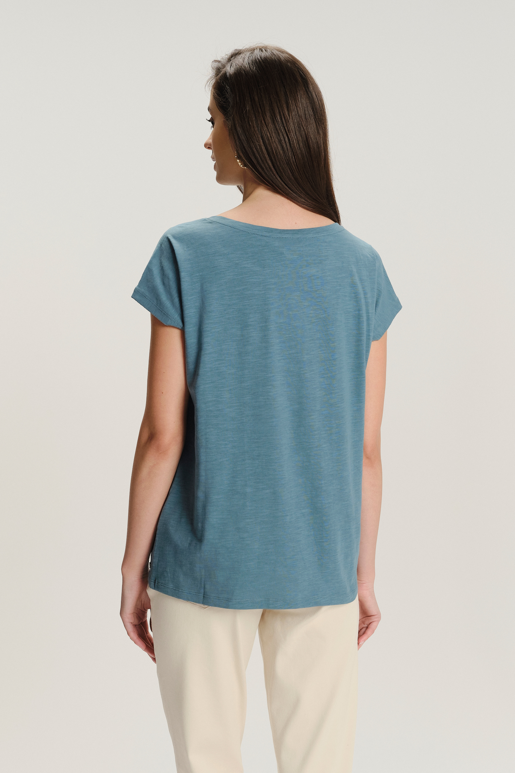 T-shirt w jasnoturkusowym kolorze