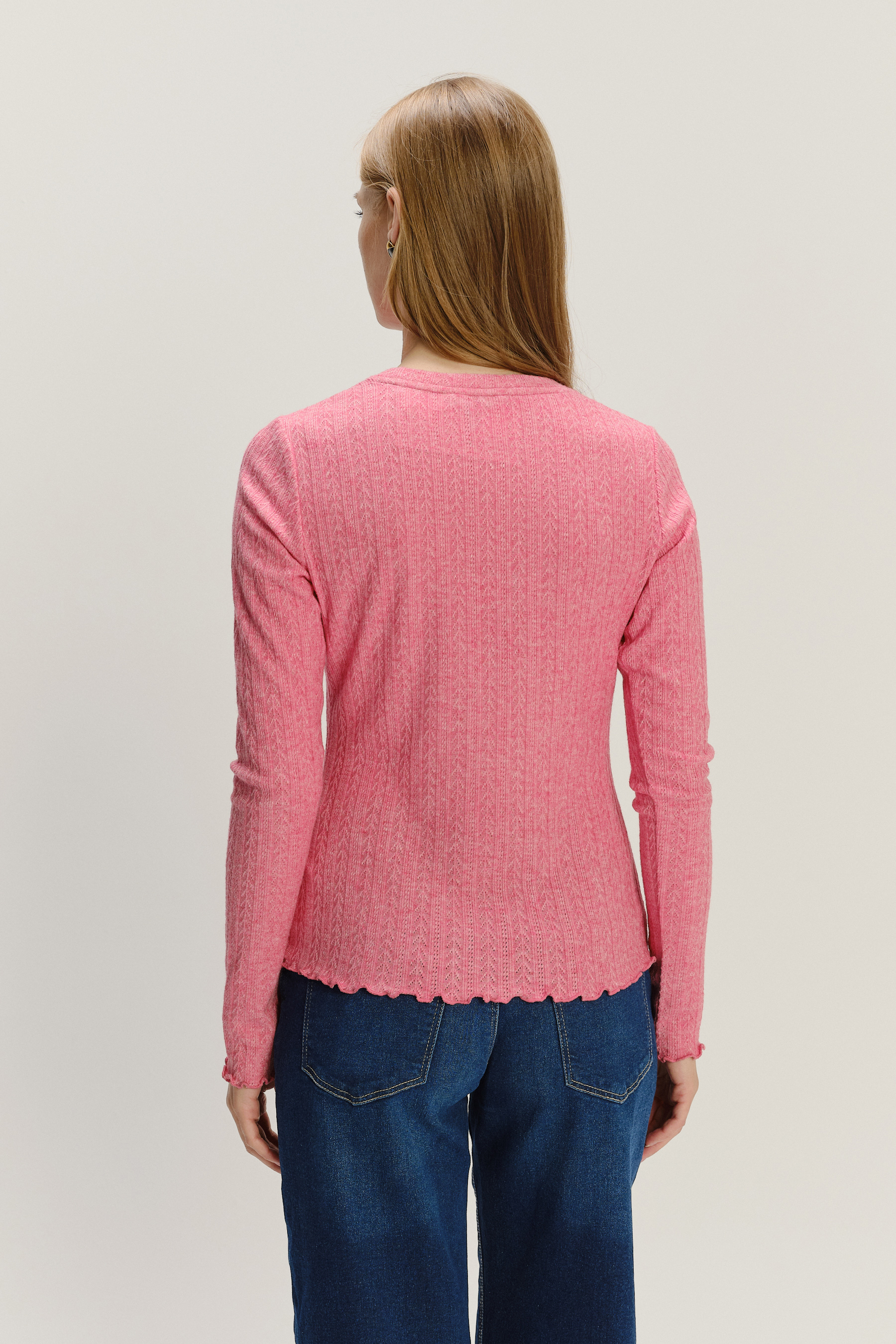 Kobiecy longsleeve w jasnym odcieniu różu