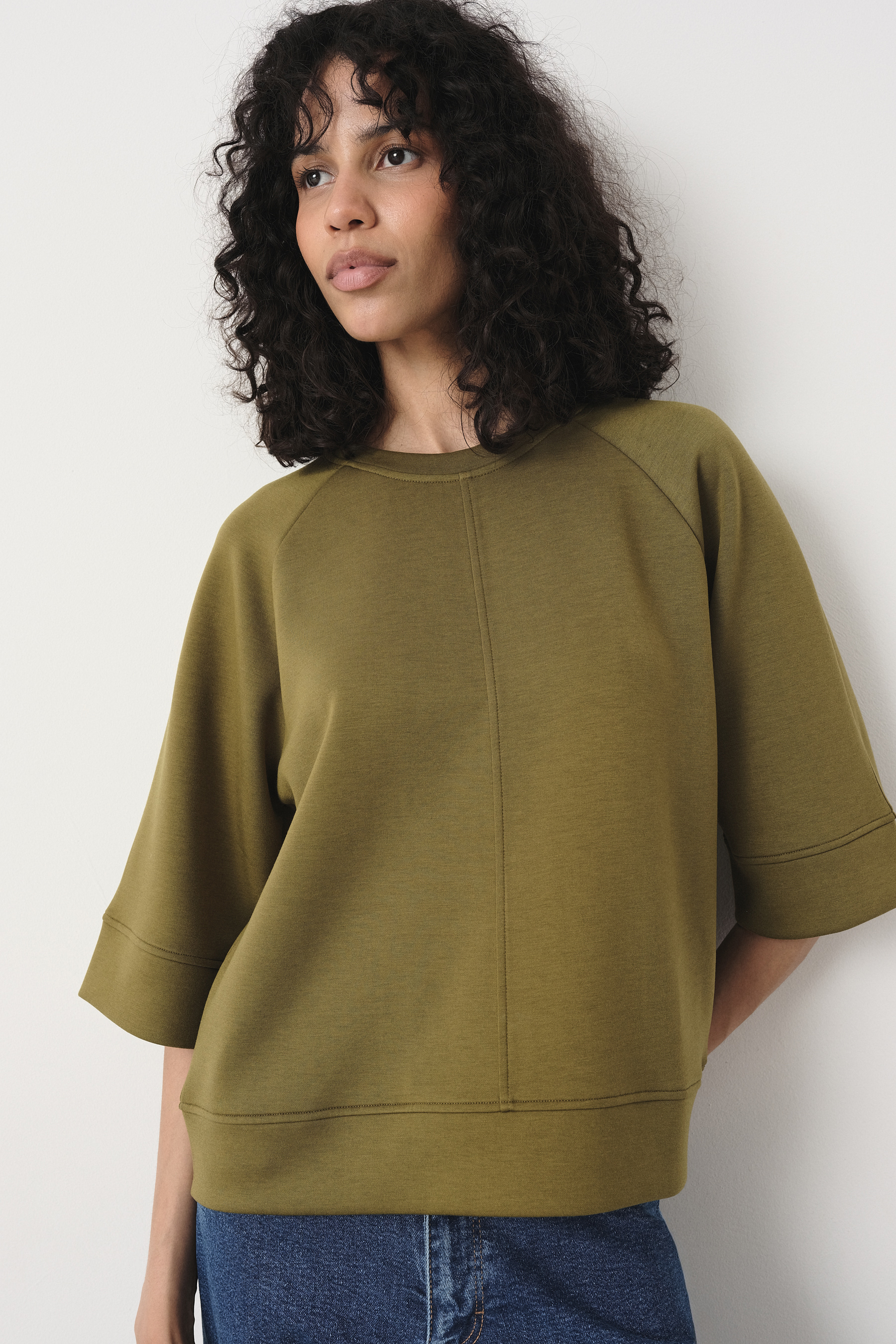 Oliwkowa bluza oversize