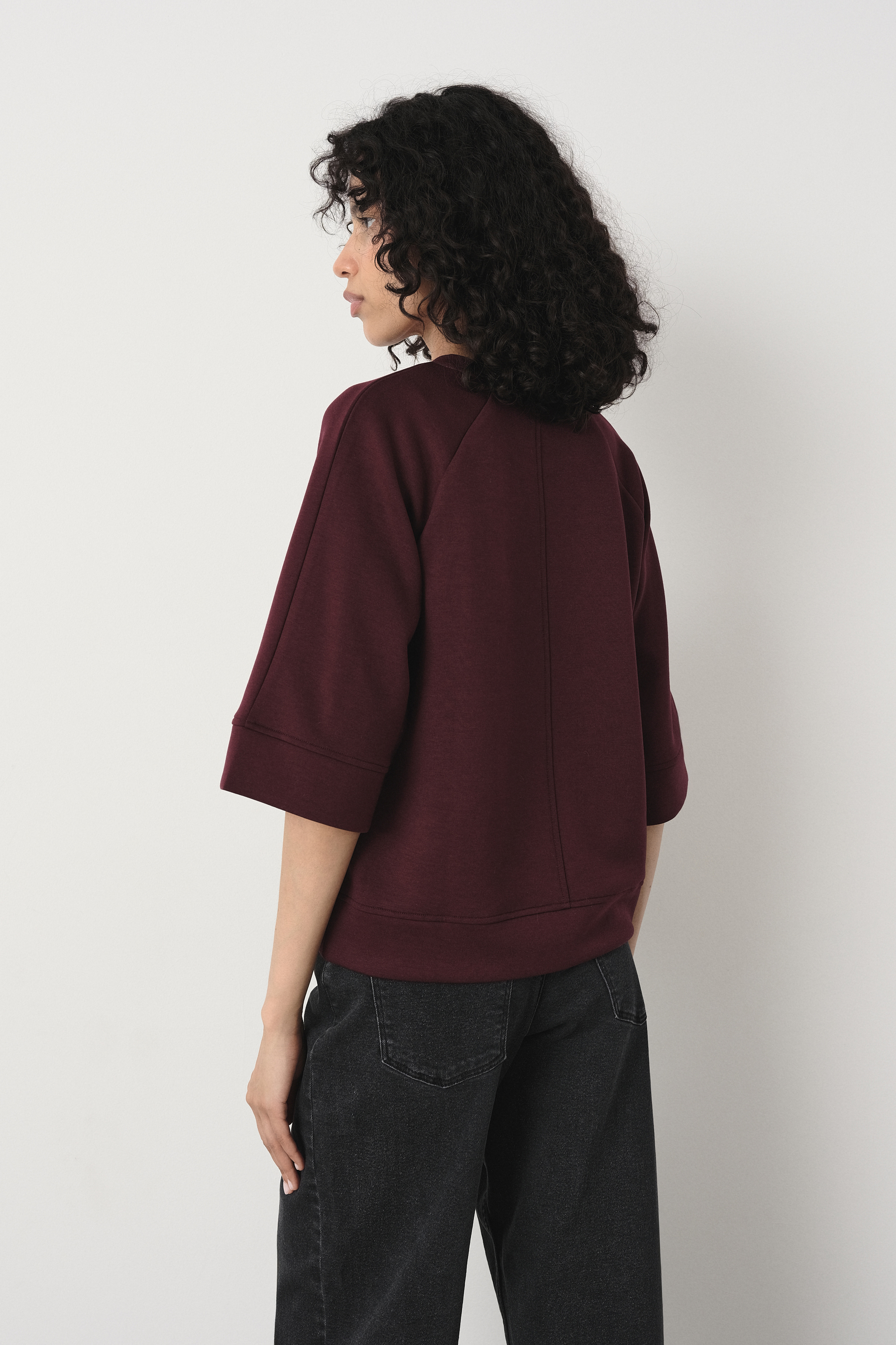 Bordowa bluza oversize
