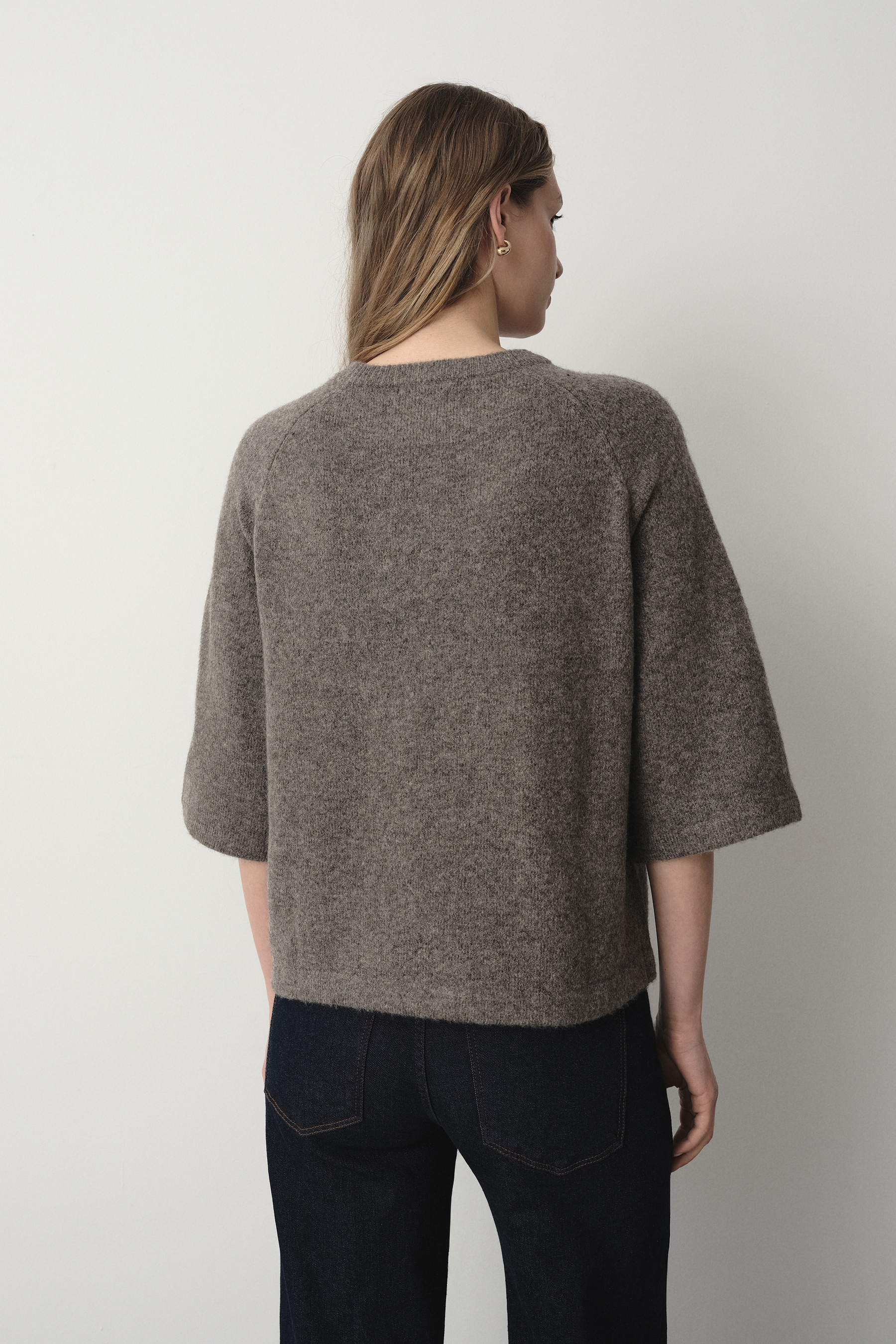 Ziemisty sweter oversize