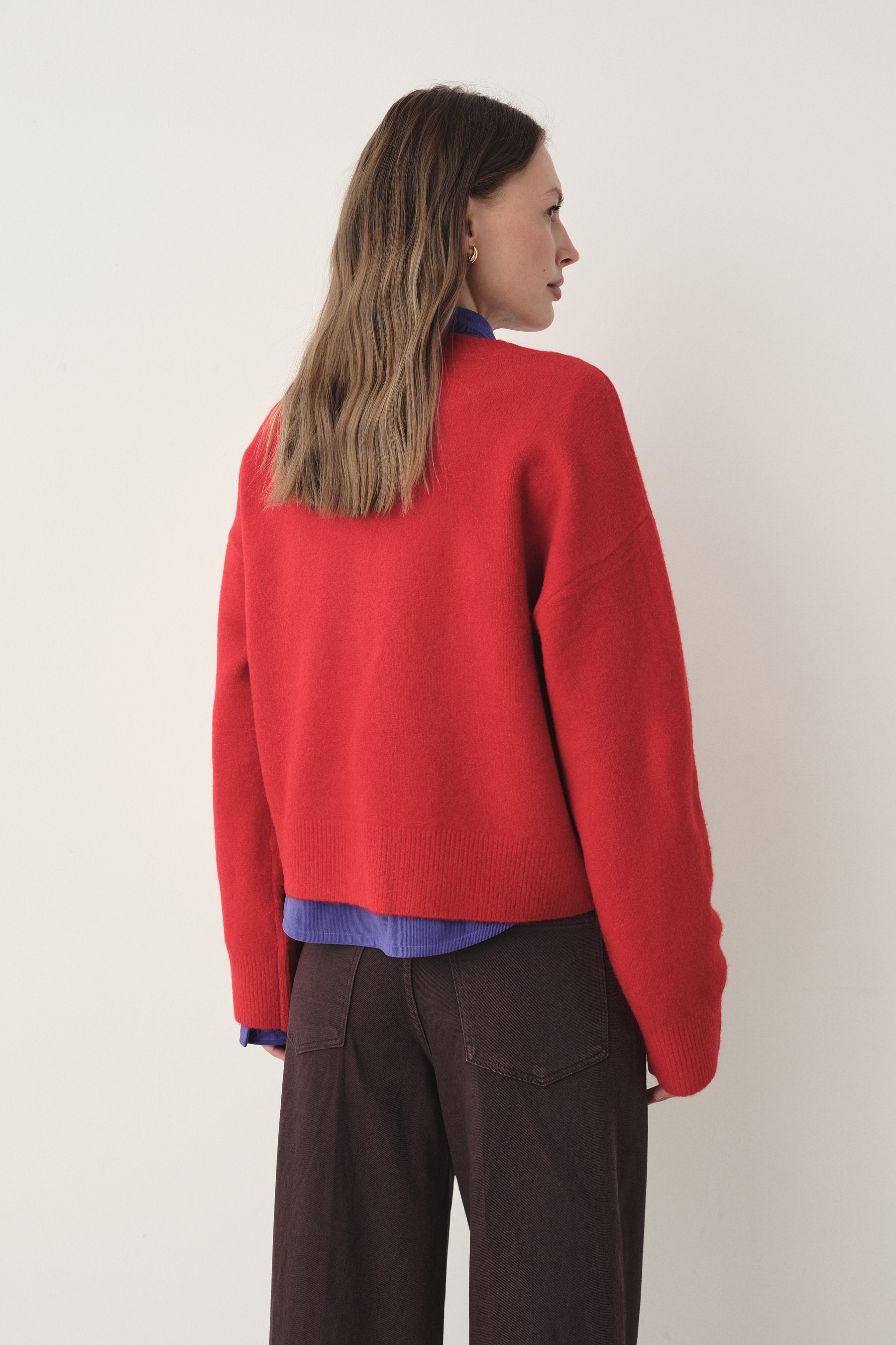 Efektowny czerwony sweter