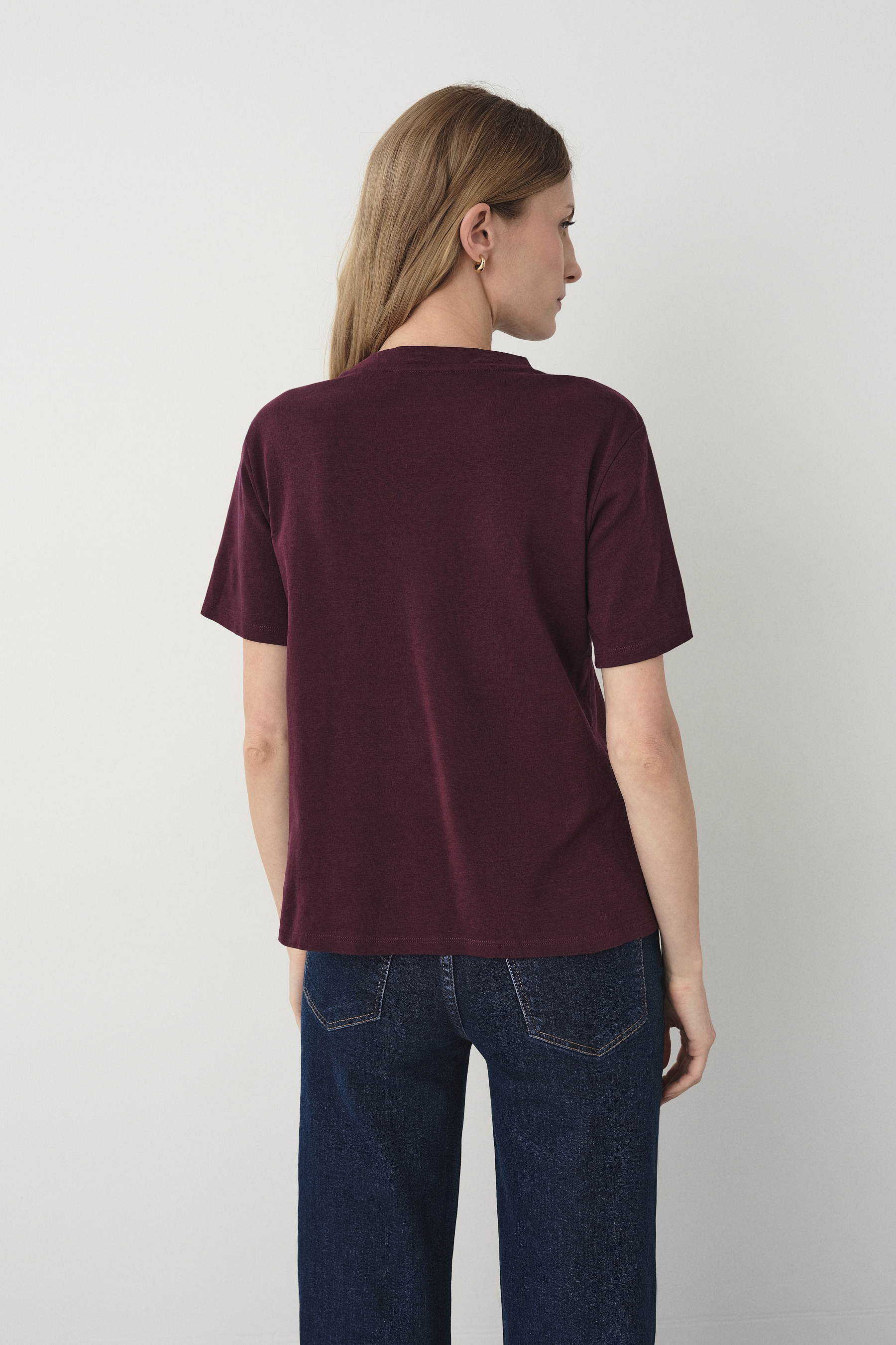 Bawełniany t-shirt w fioletowym kolorze