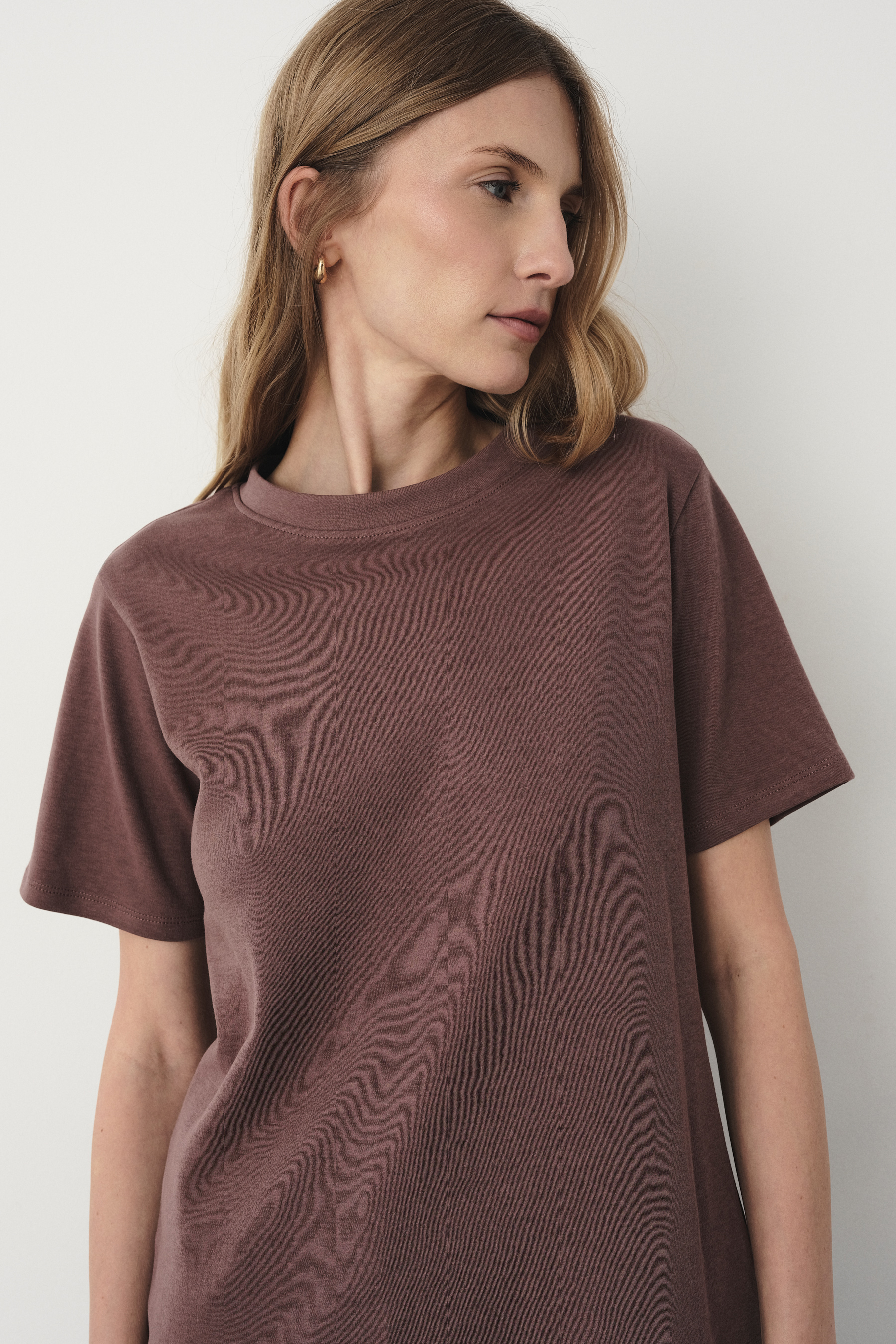 Bawełniany t-shirt w brązowym kolorze