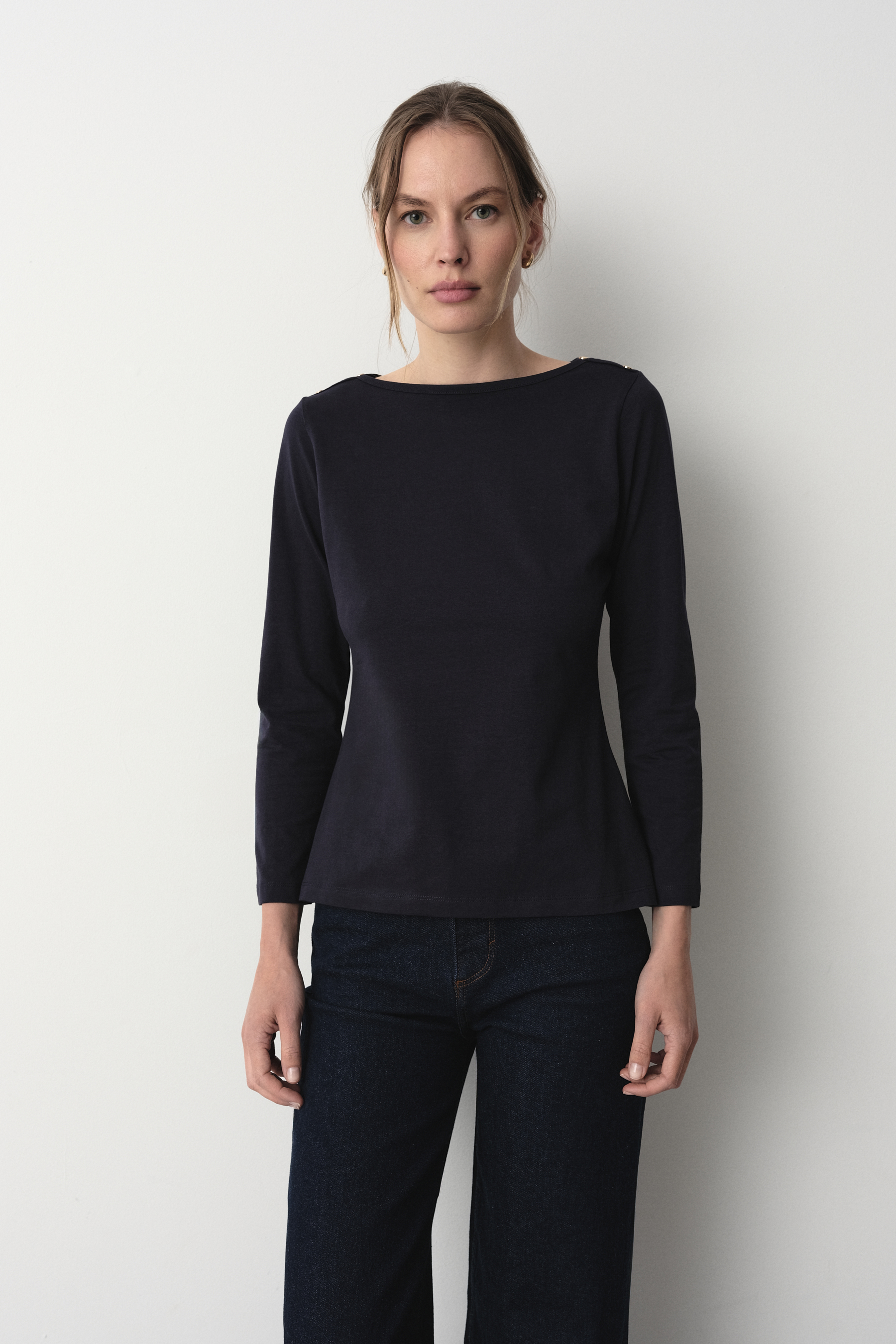 Casualowy longsleeve w granatowym kolorze 