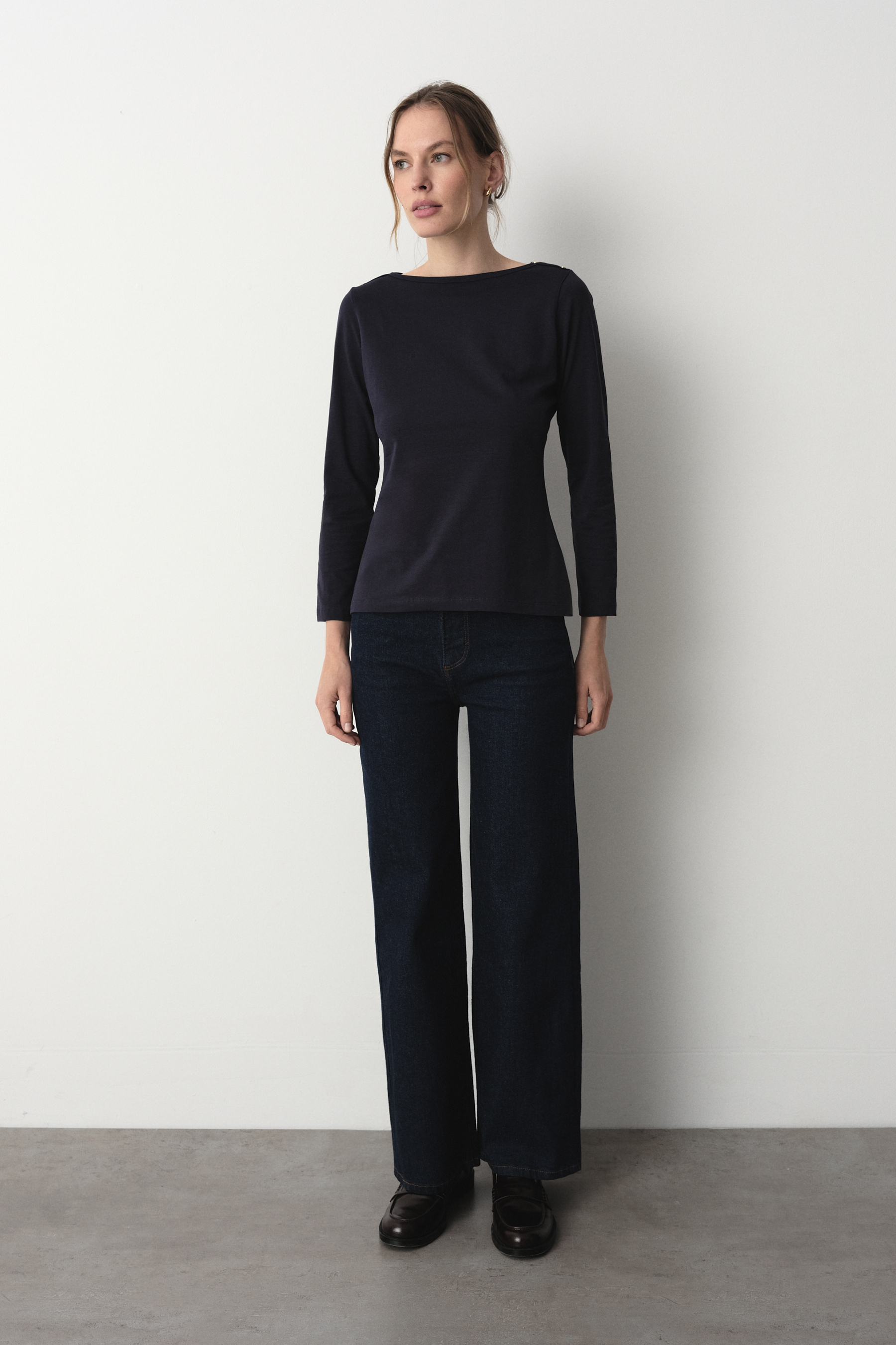 Casualowy longsleeve w granatowym kolorze 