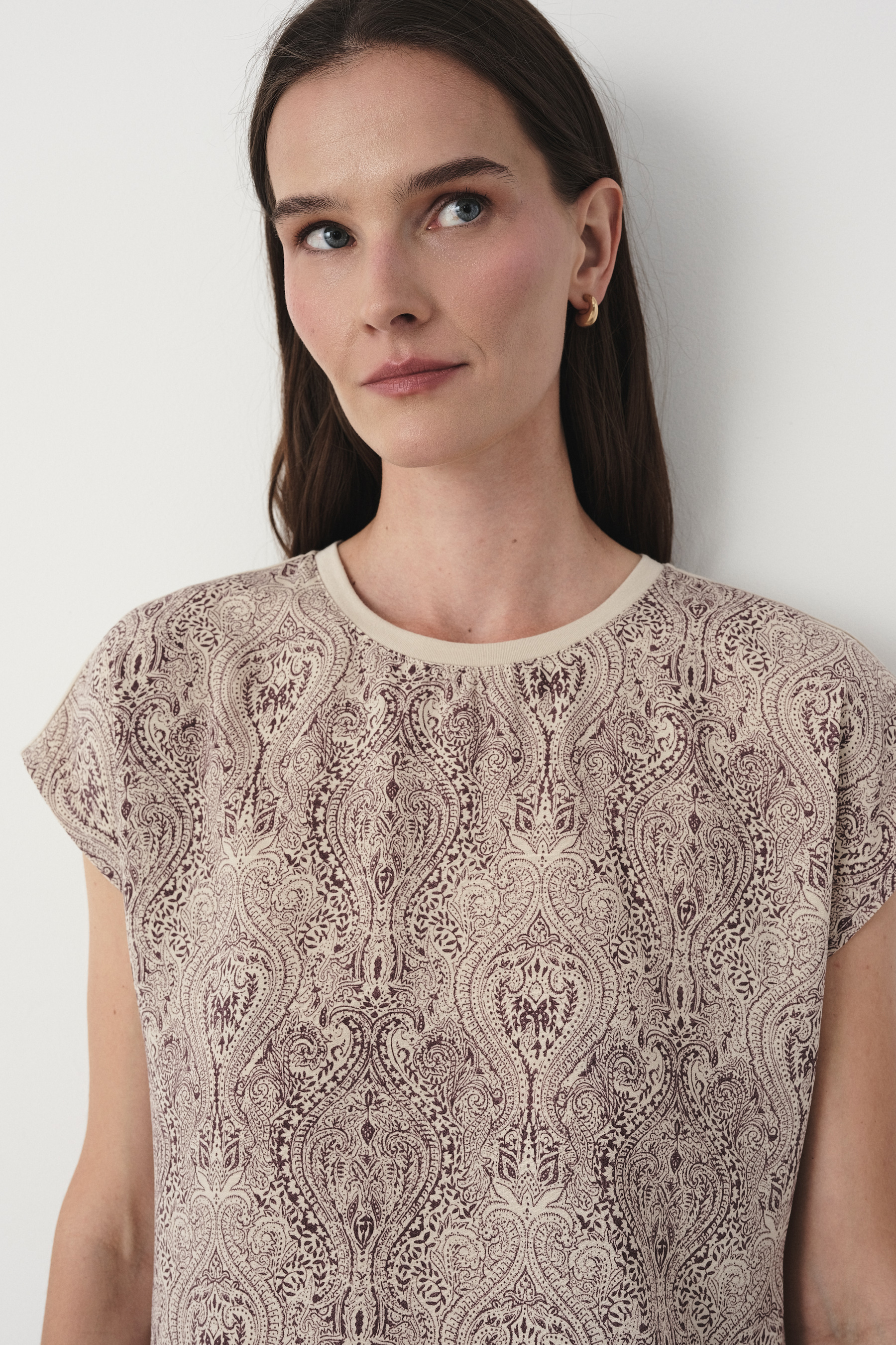 Top z nadrukiem typu paisley