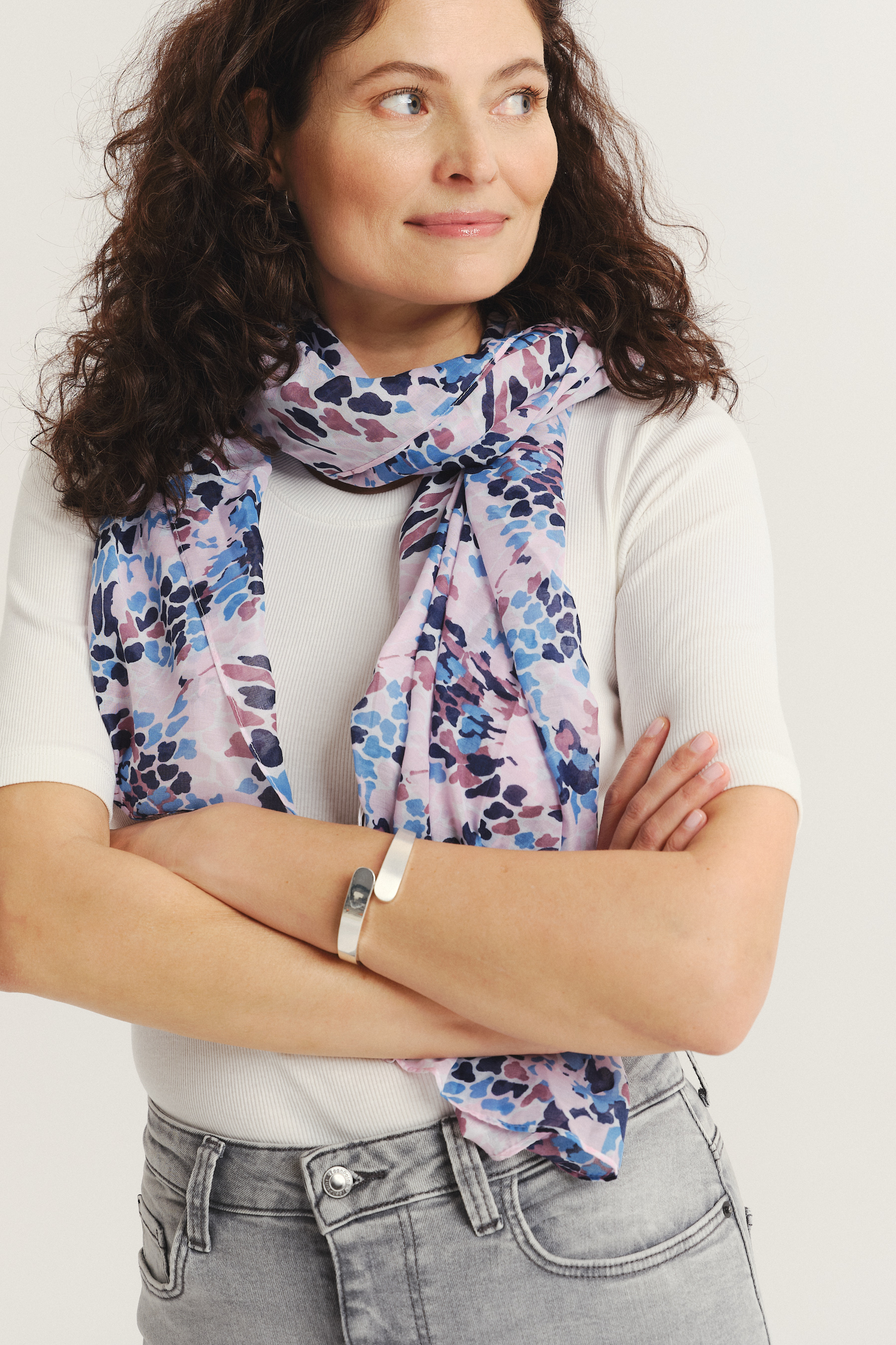 Jasnoszare spodnie jeansowe 7/8