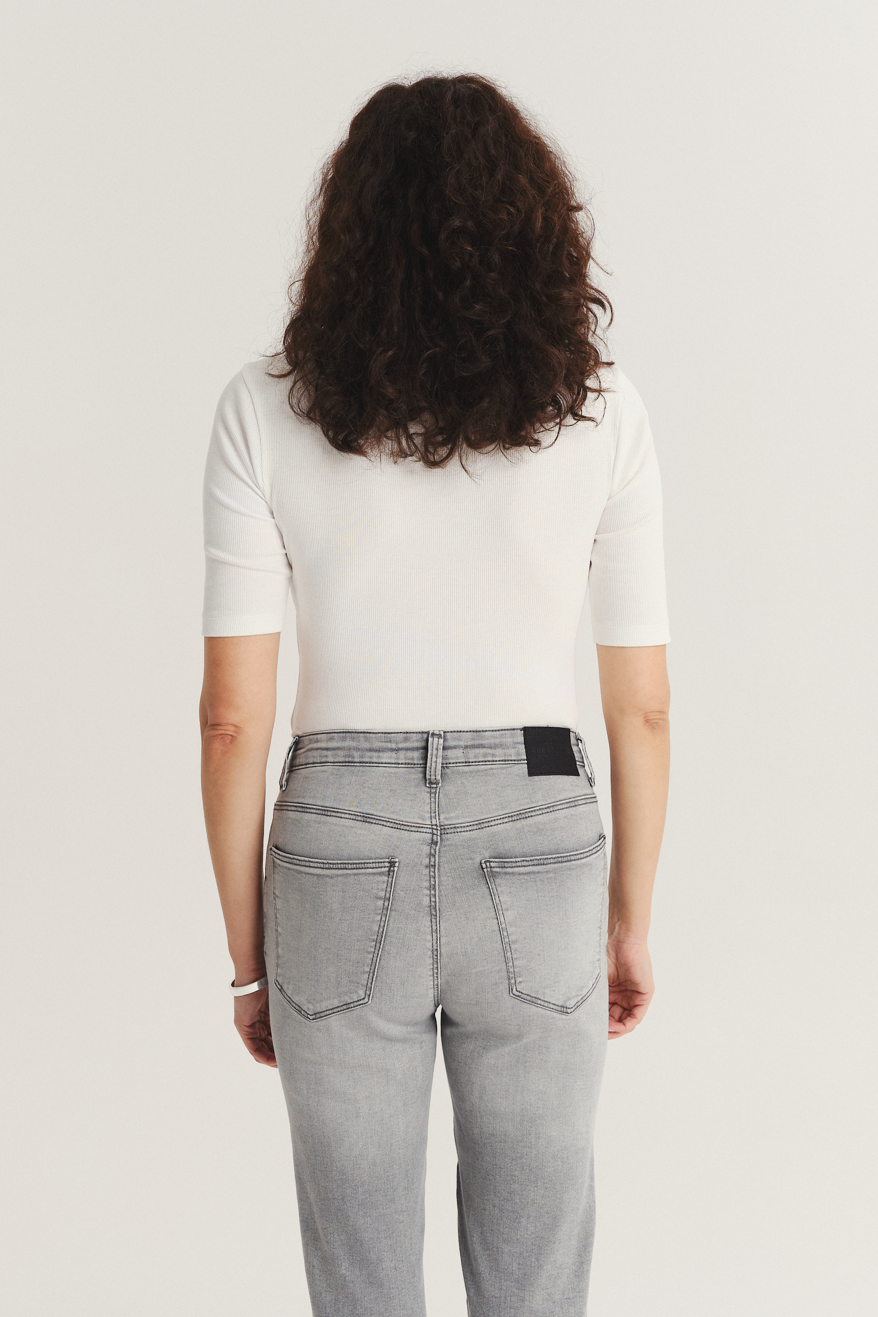 Jasnoszare spodnie jeansowe 7/8