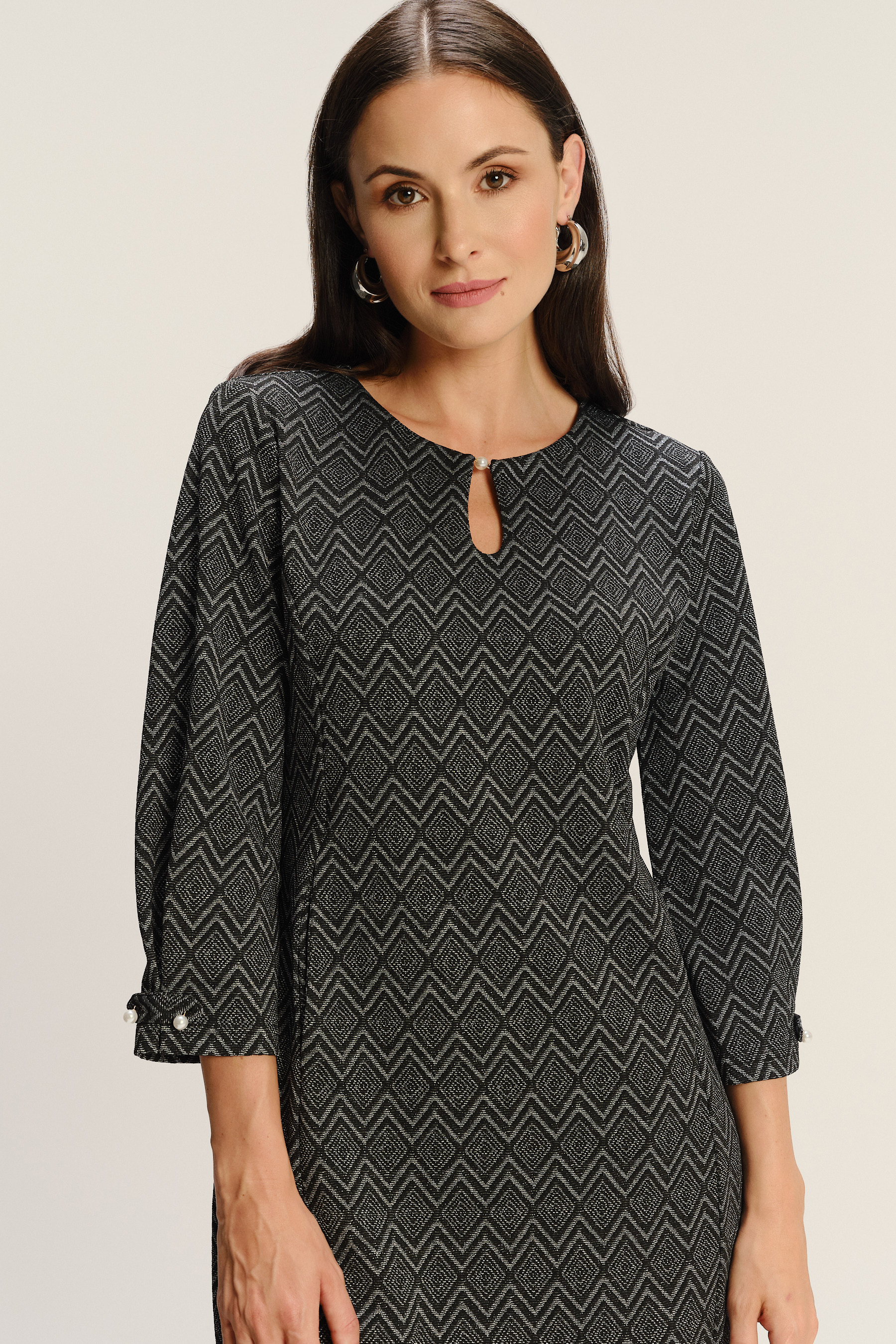 Klasyczna printowana sukienka z rękawem 3/4