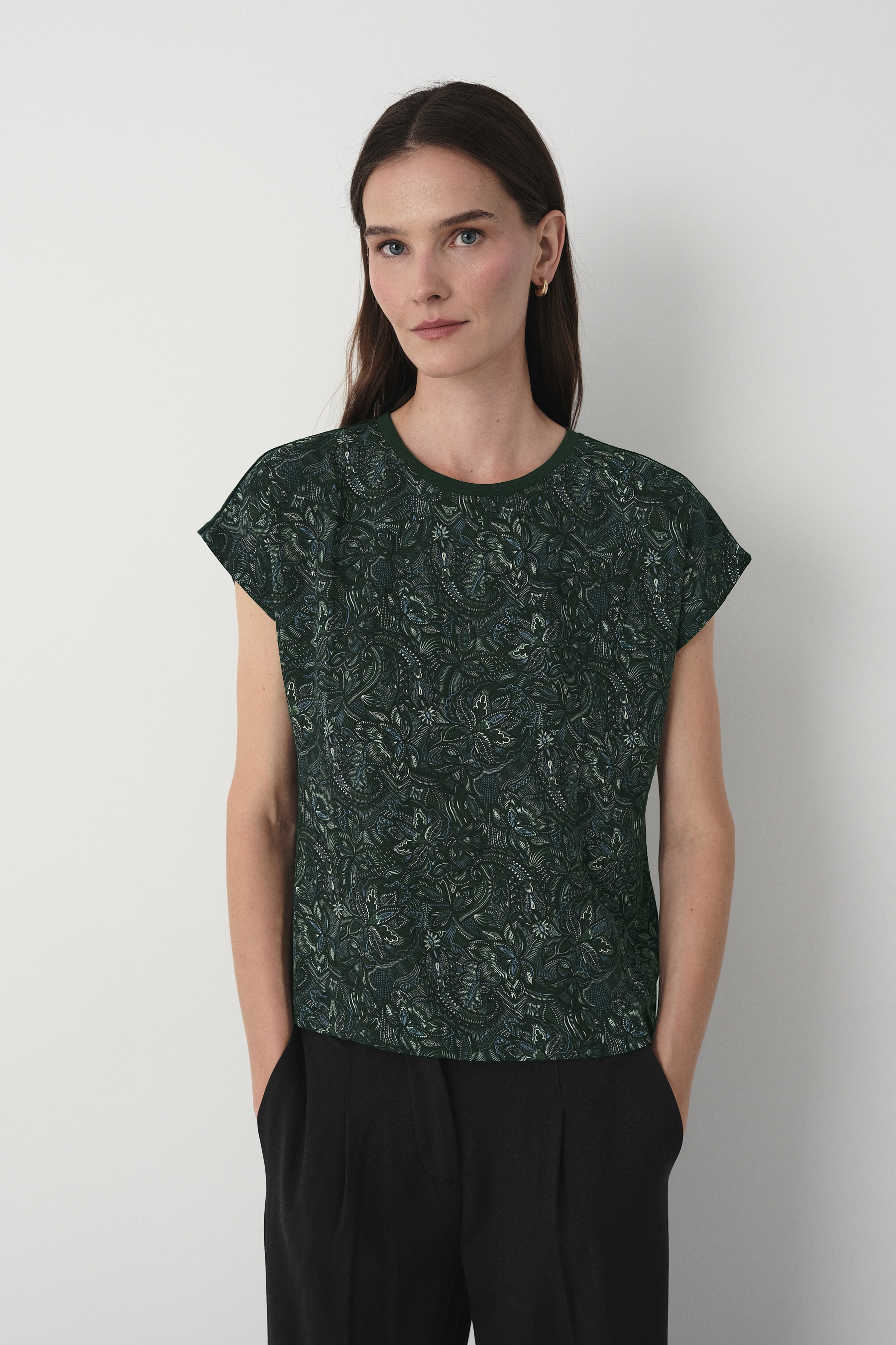 Luźny top z nadrukiem paisley