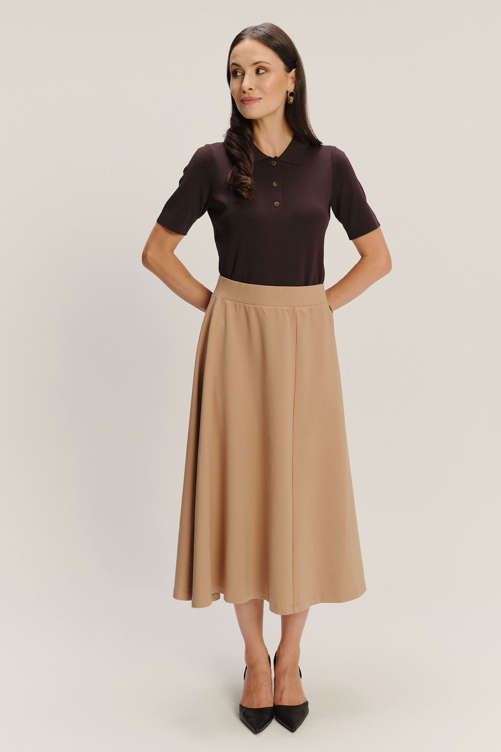 Ciemnobrązowa koszulka typu polo z domieszką wiskozy