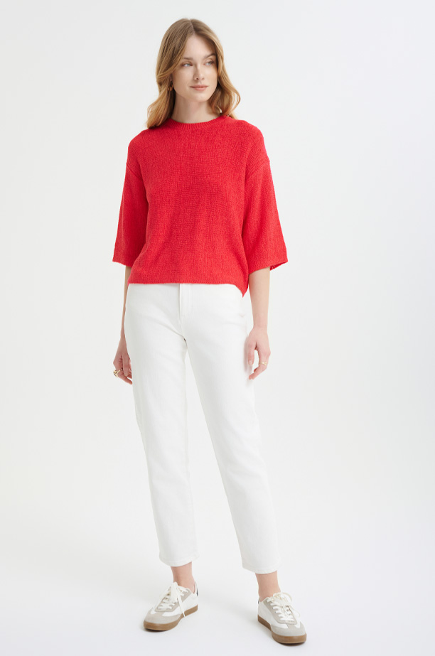 Sweter o kroju oversize z luźnym rękawem