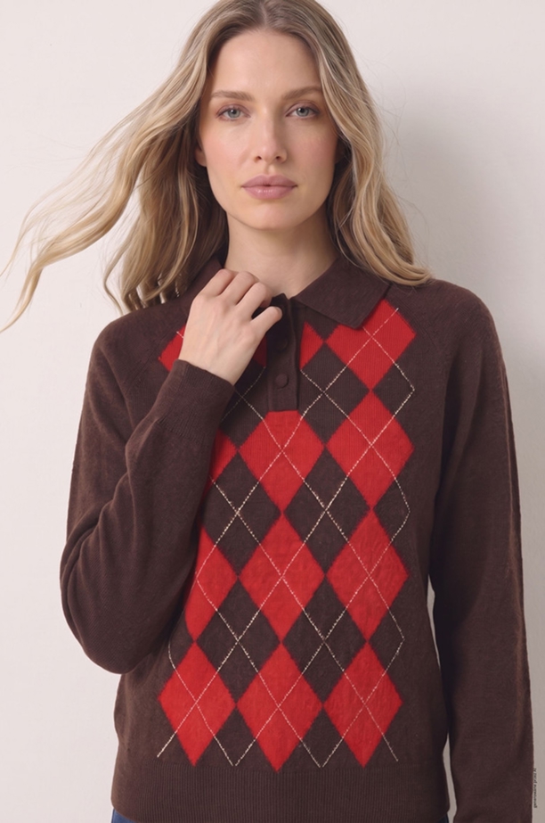 Czekoladowy sweter w romby z domieszką wełny