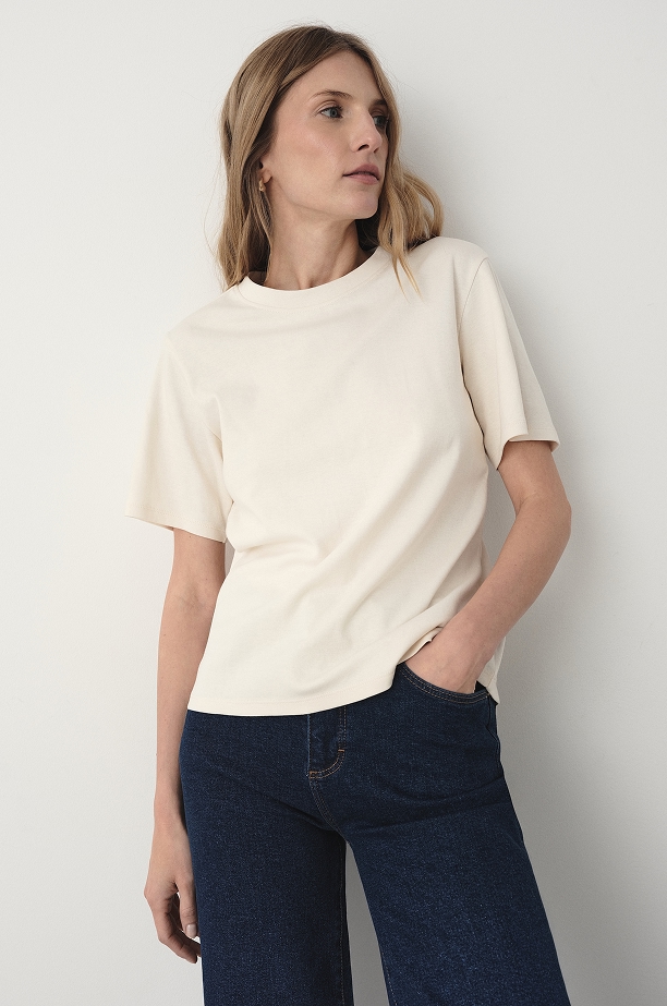 Bawełniany t-shirt w kremowym kolorze