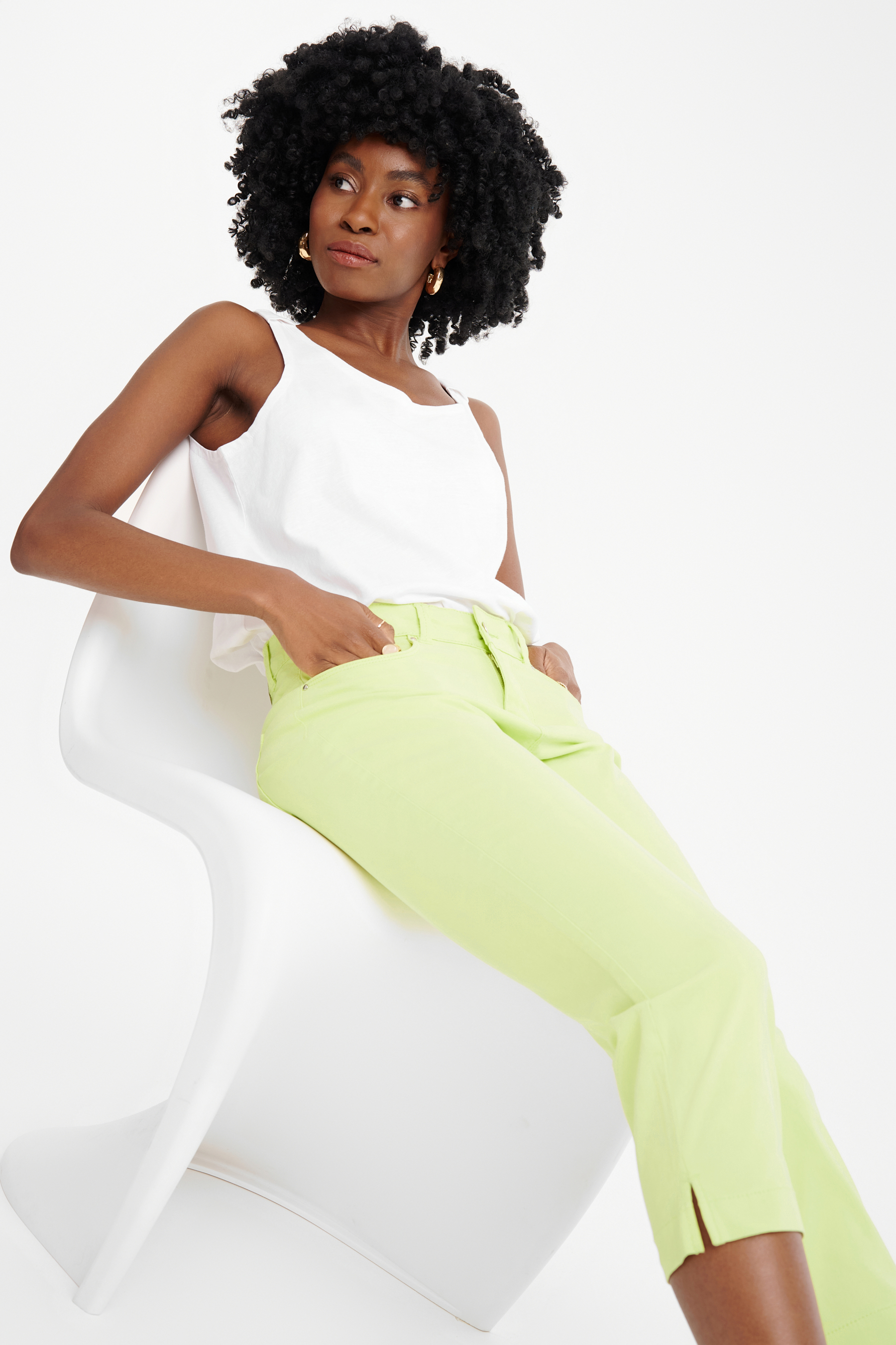 Pastelowe spodnie 3/4 Greenpoint